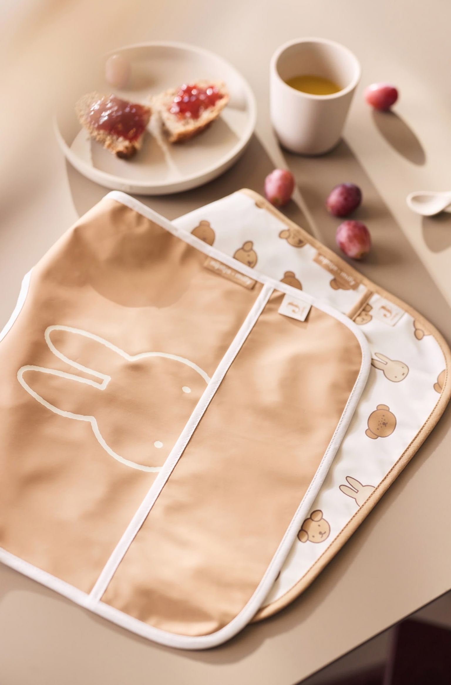 Slab Waterproof - 4 Pack - Miffy And Friends - 1