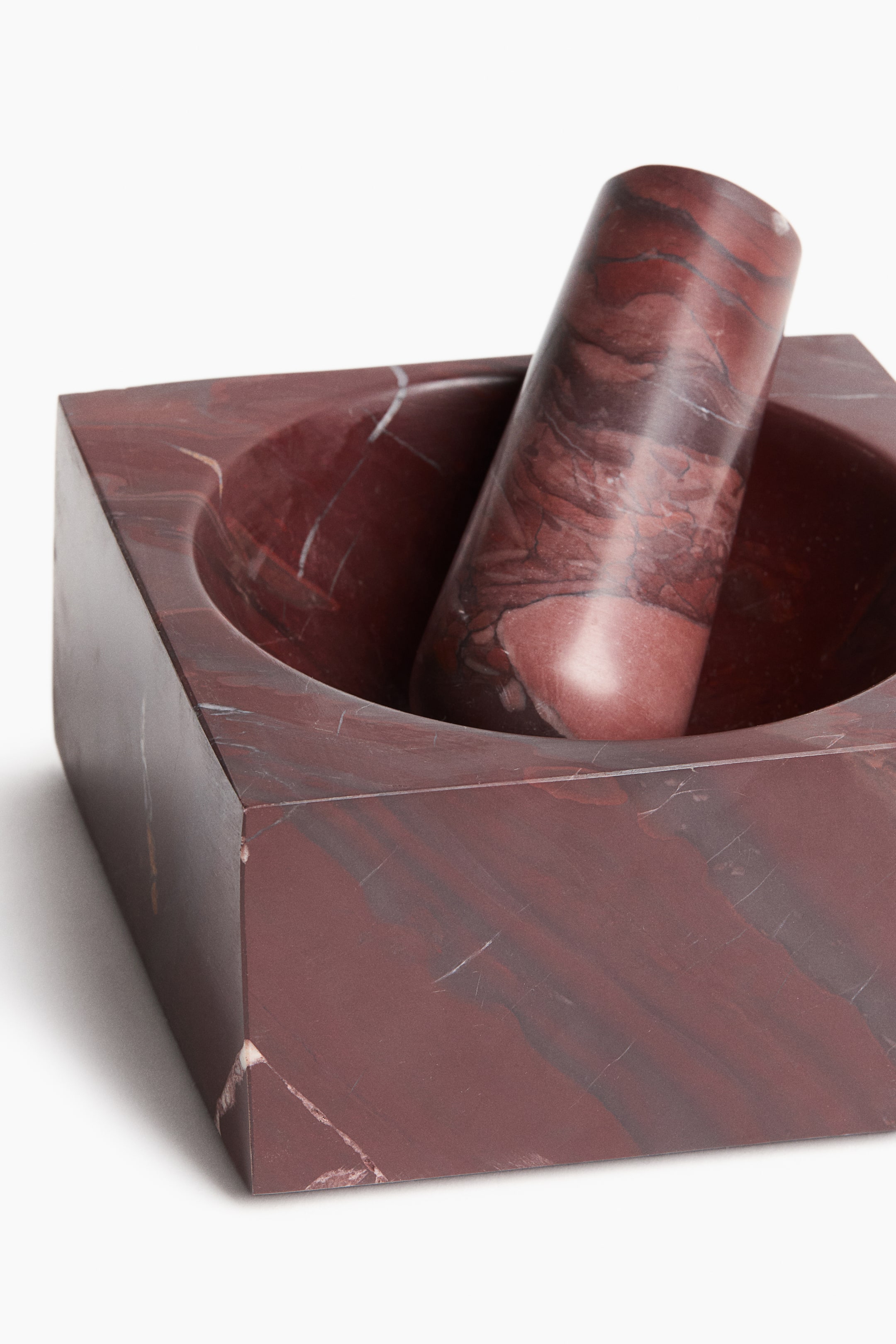 Mortier et pilon en marbre