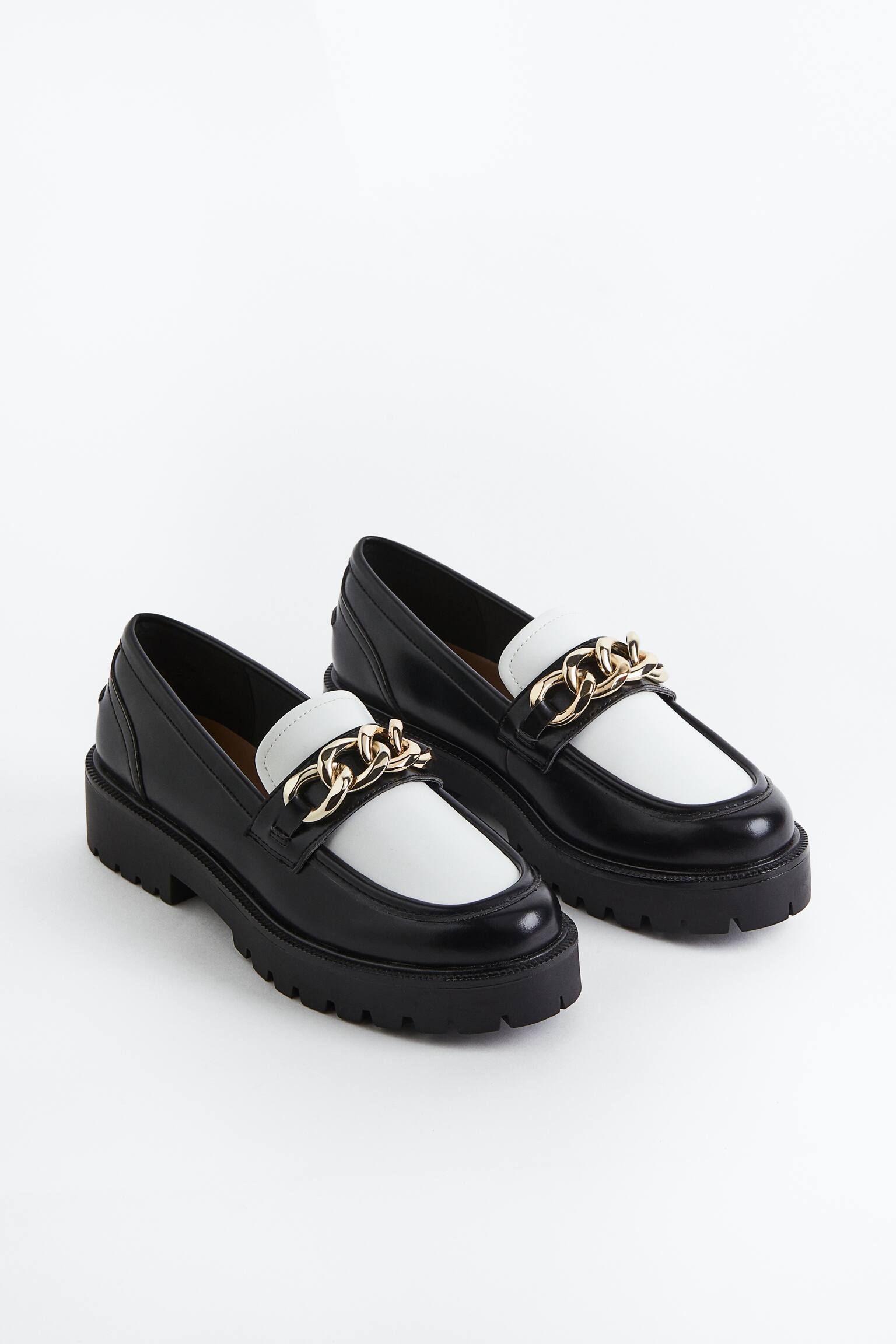 Chain Detail Loafers - Black - 4