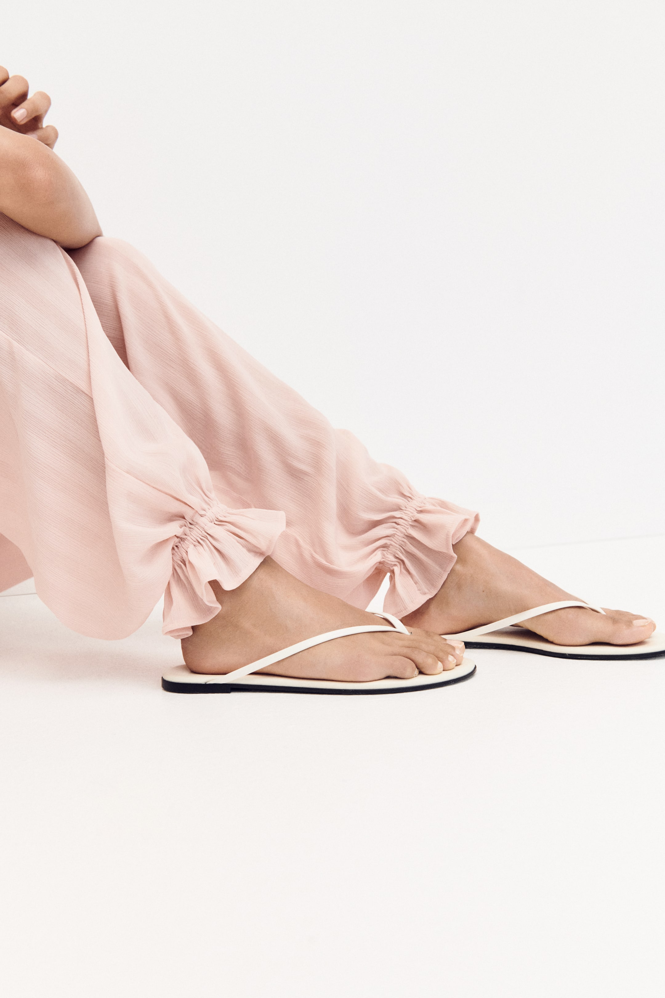 Crinkled Balloon-Leg Pants