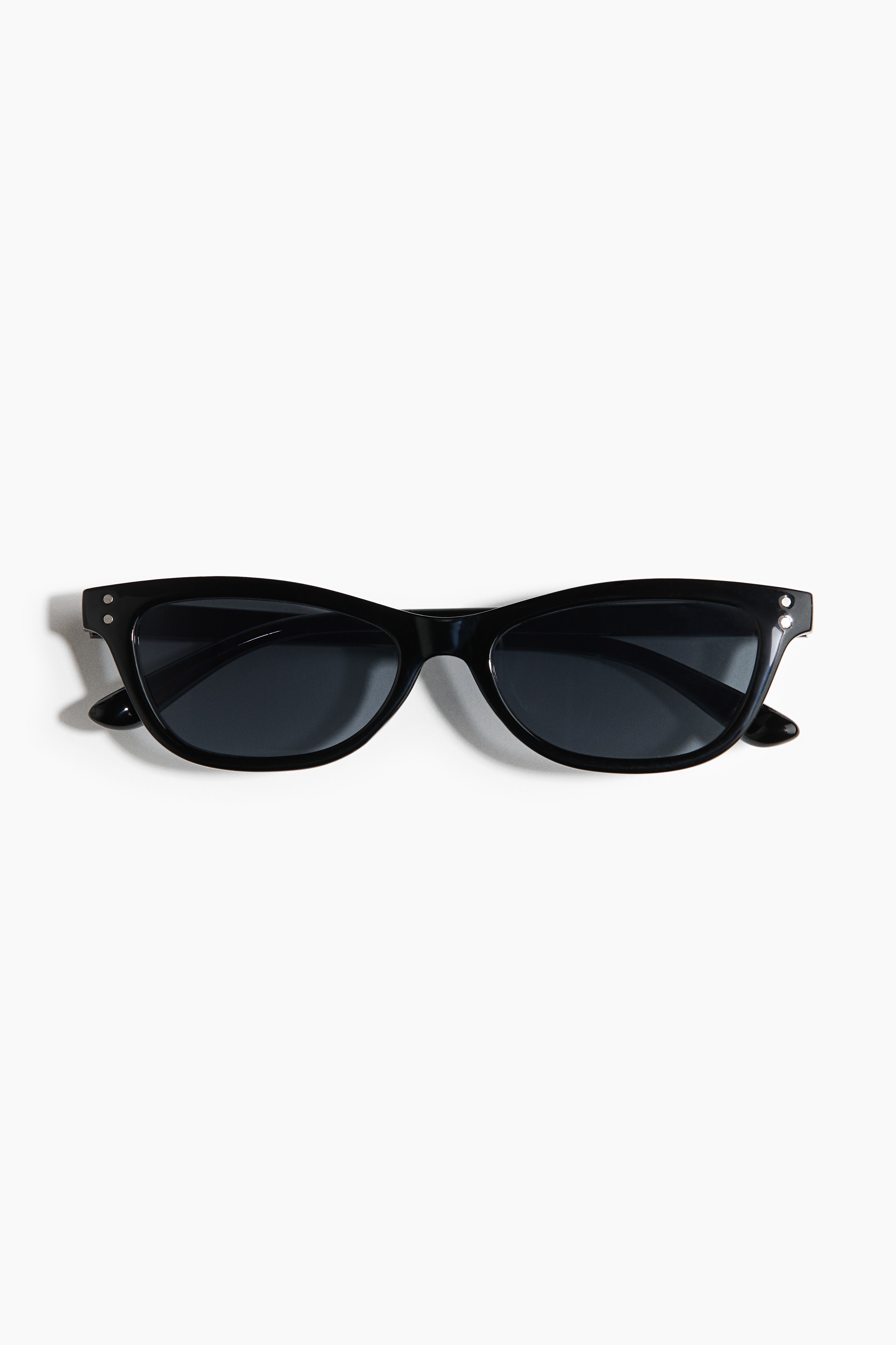Cat-eye sunglasses from H&M - $14.99