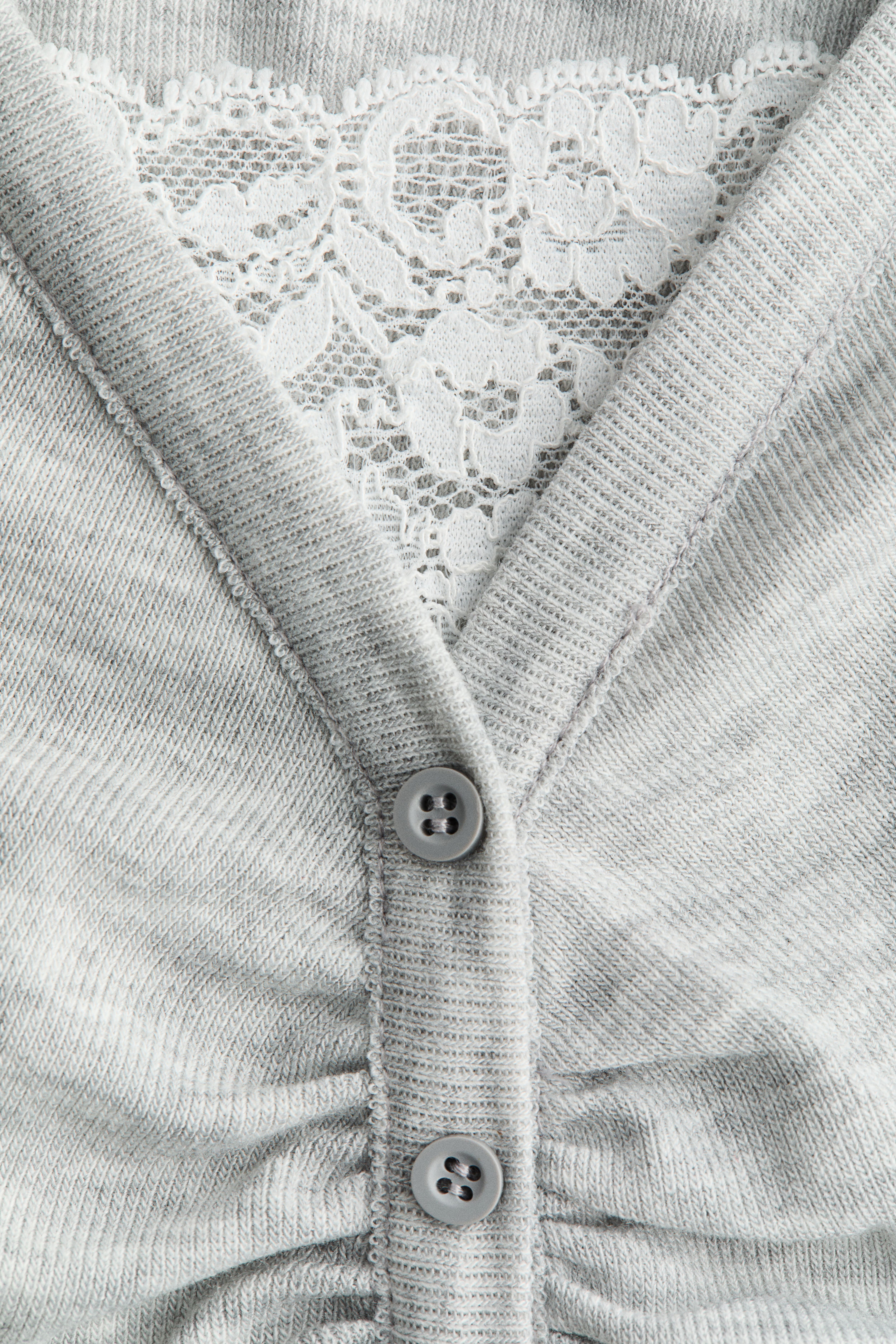 Haut avec dentelle