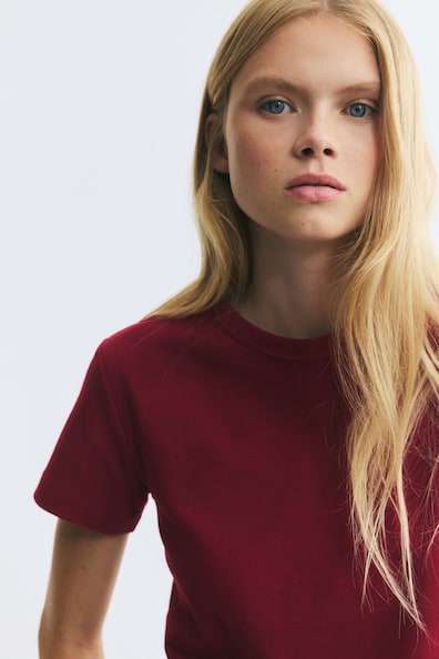 フィットTシャツ