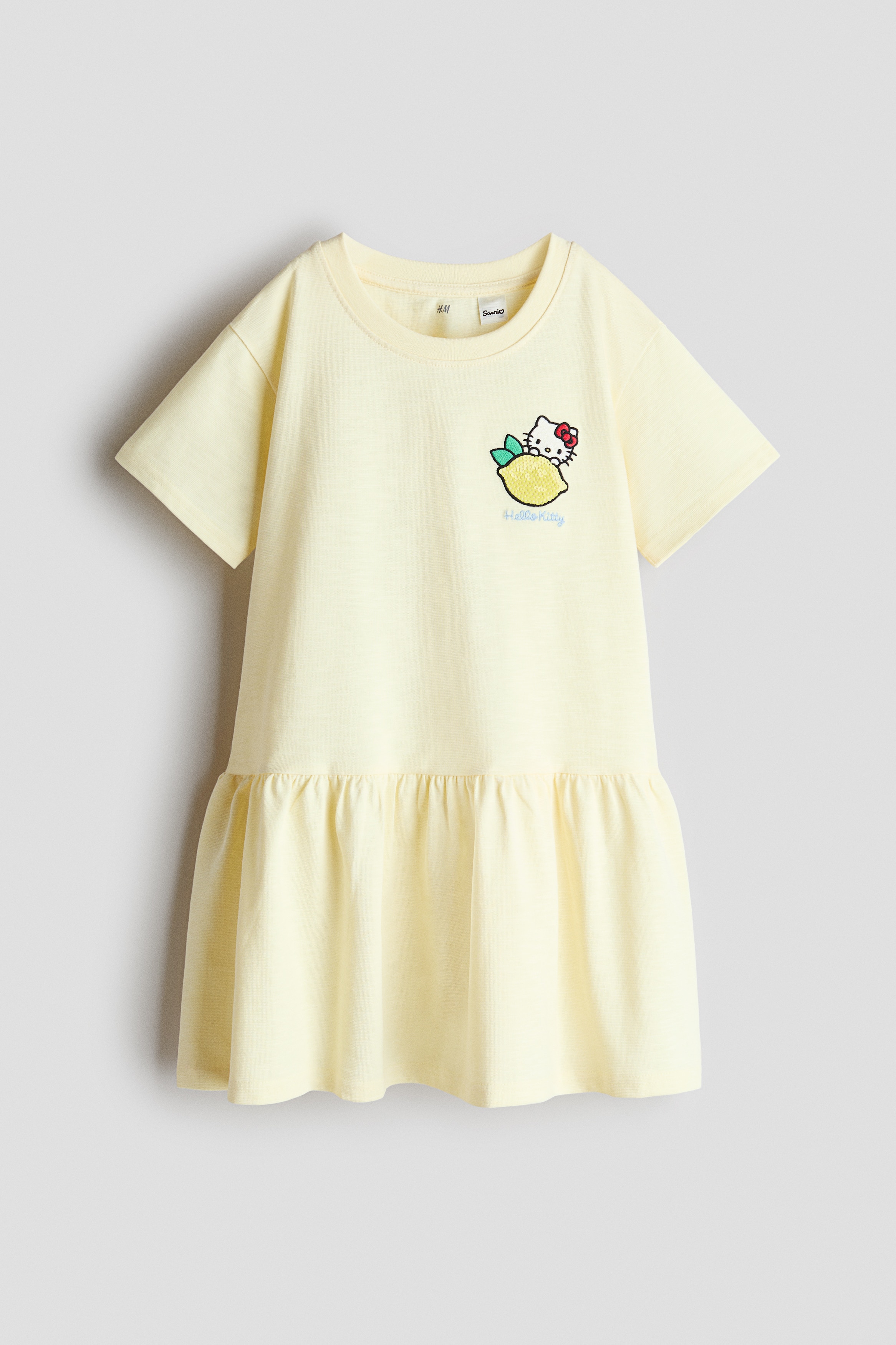 T-Shirtkleid mit MotivModell