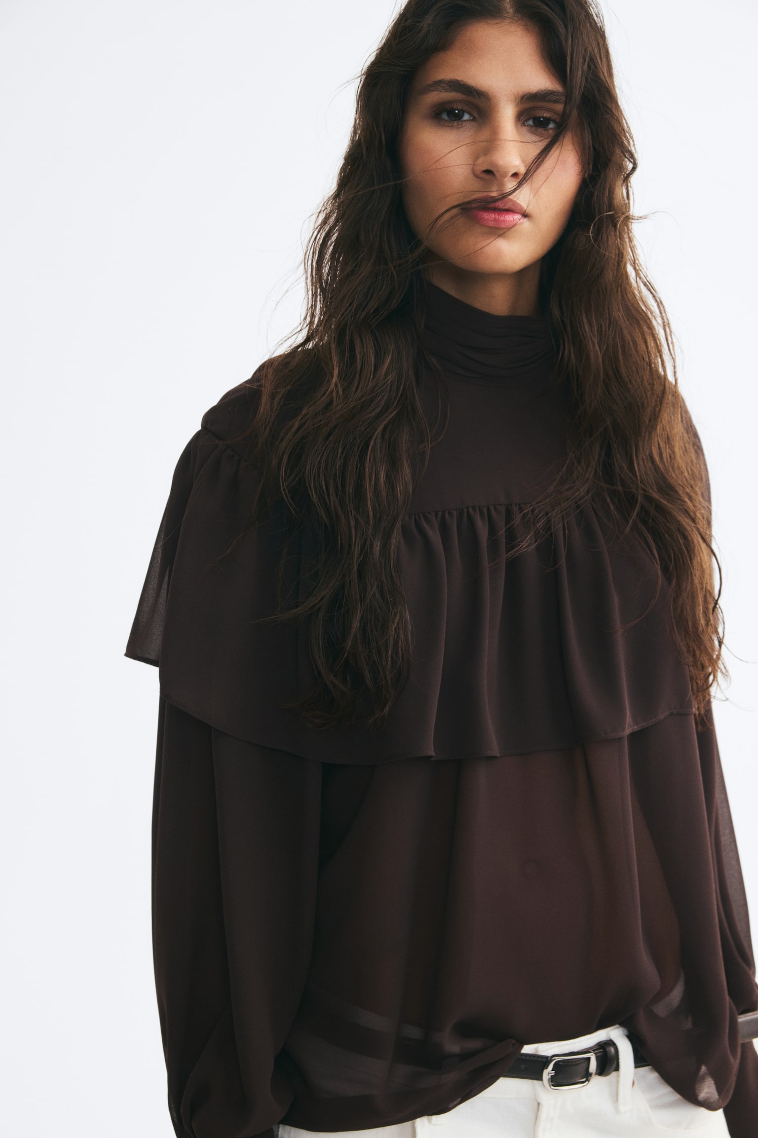 Женская блузка H&M Balloon-Sleeved Blouse, цвет: Тёмный коричневый — фото 3