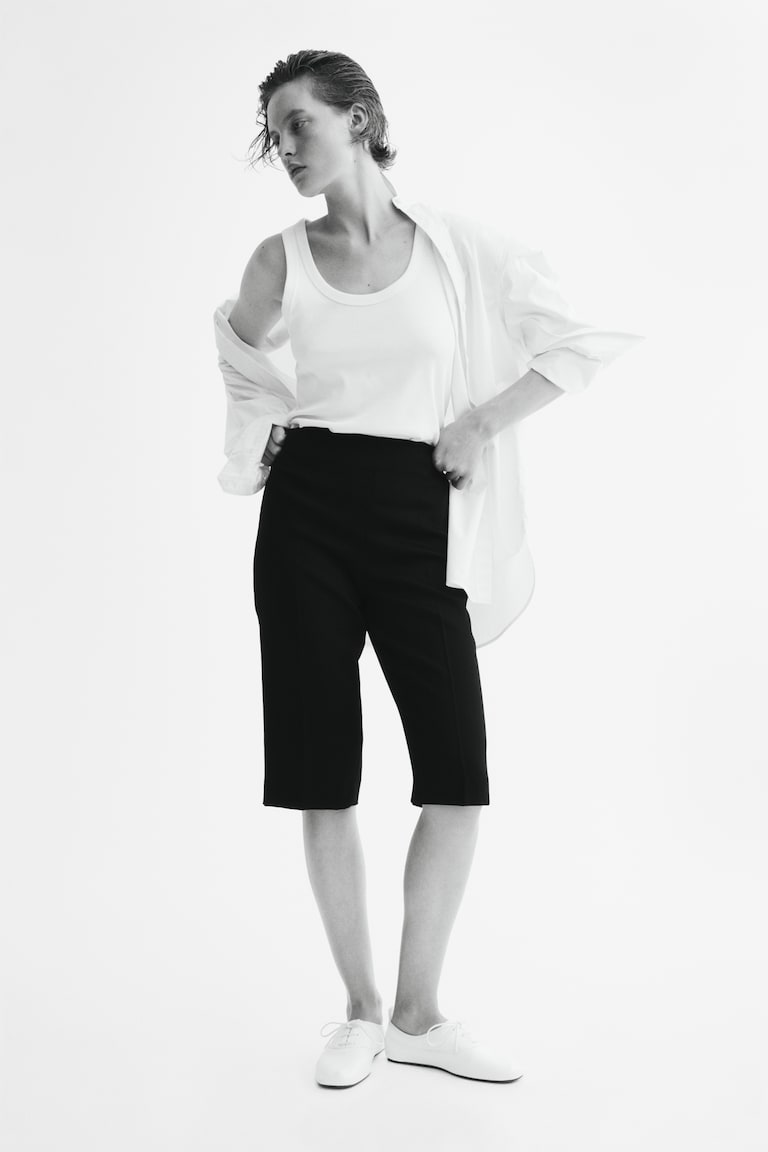 Kapri pantalone elegantnog kroja