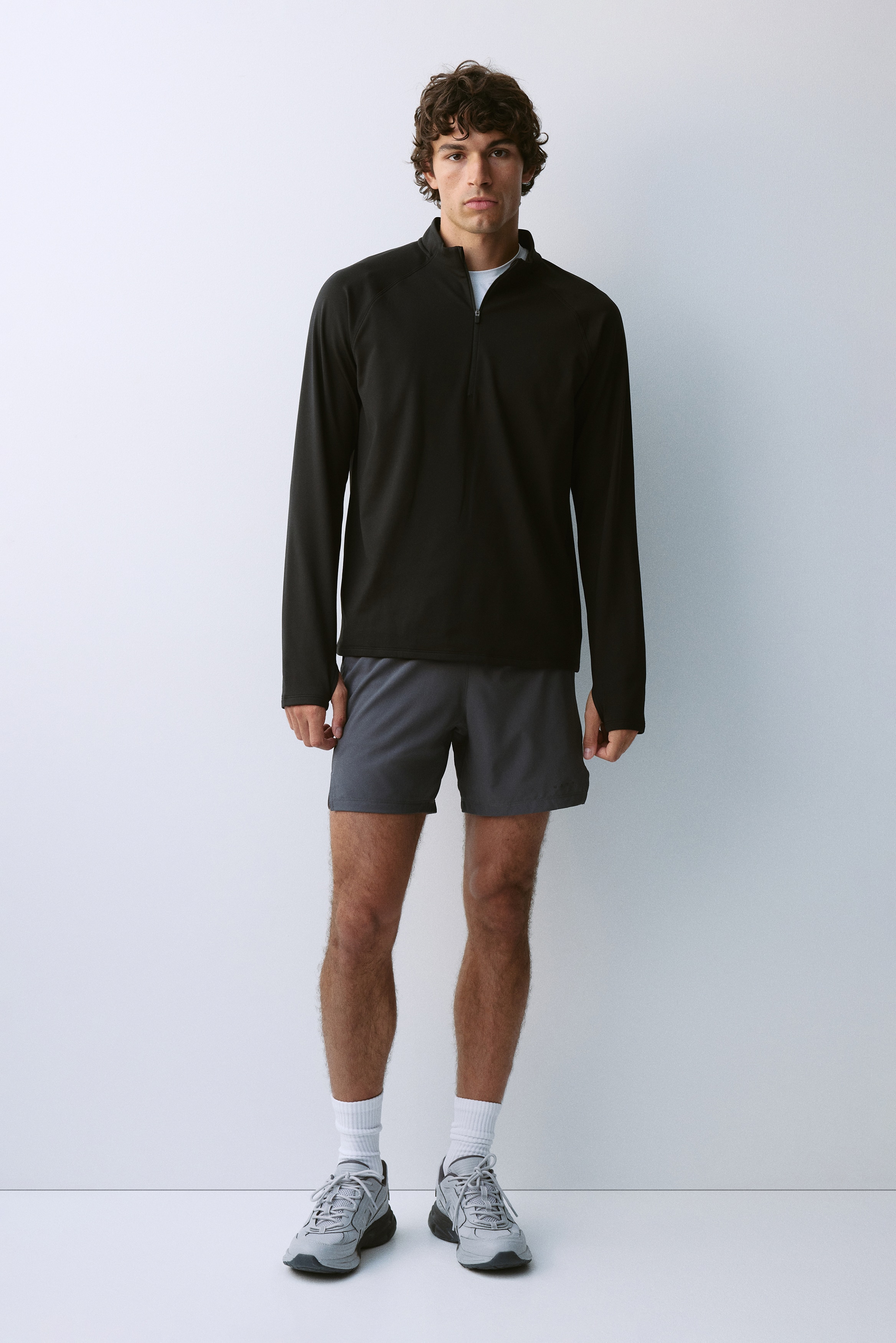 Pantalón corto de deporte con DryMove™Auxiliar