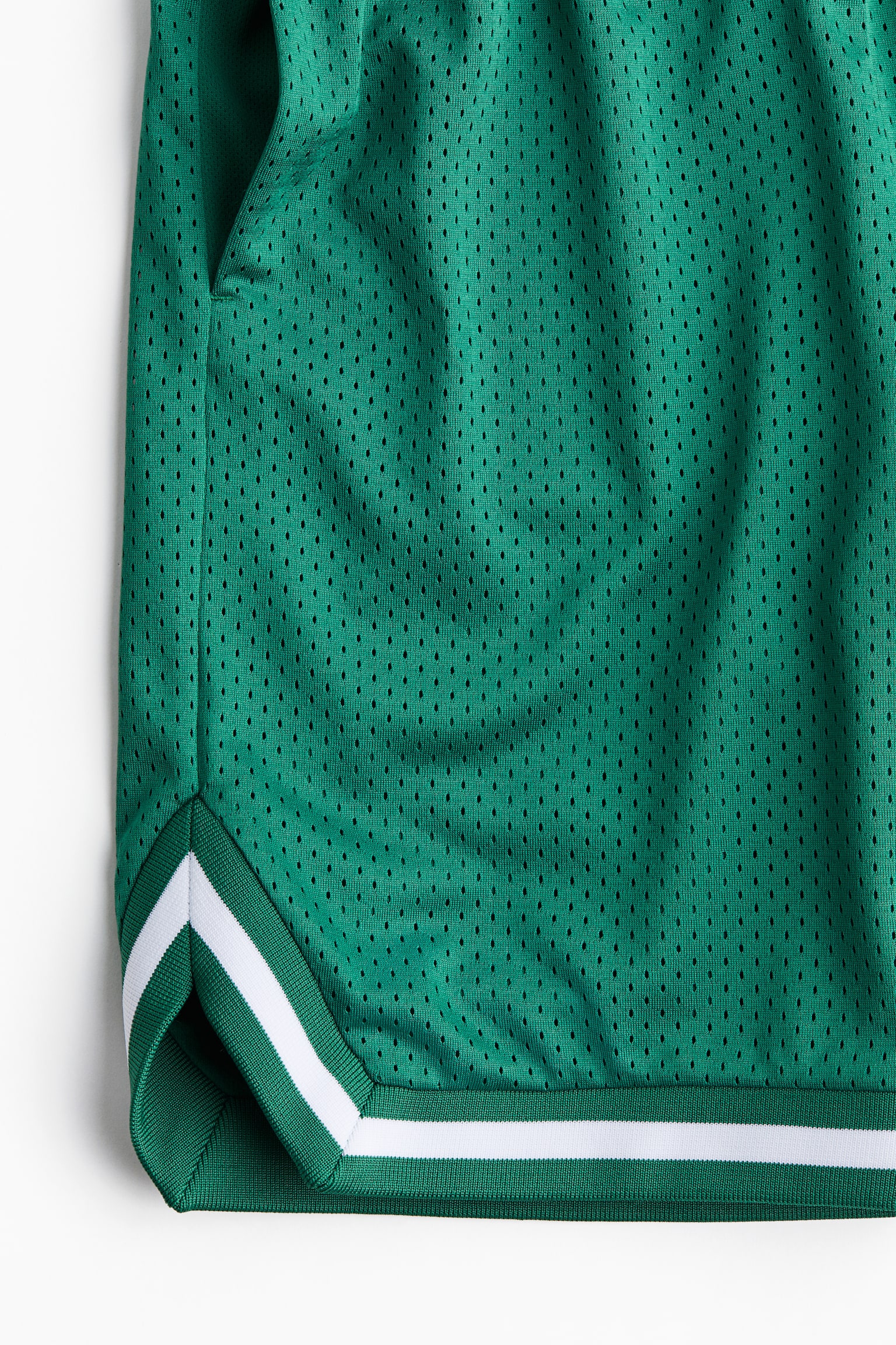 Basketball shorts in DryMove™ - Green - 4