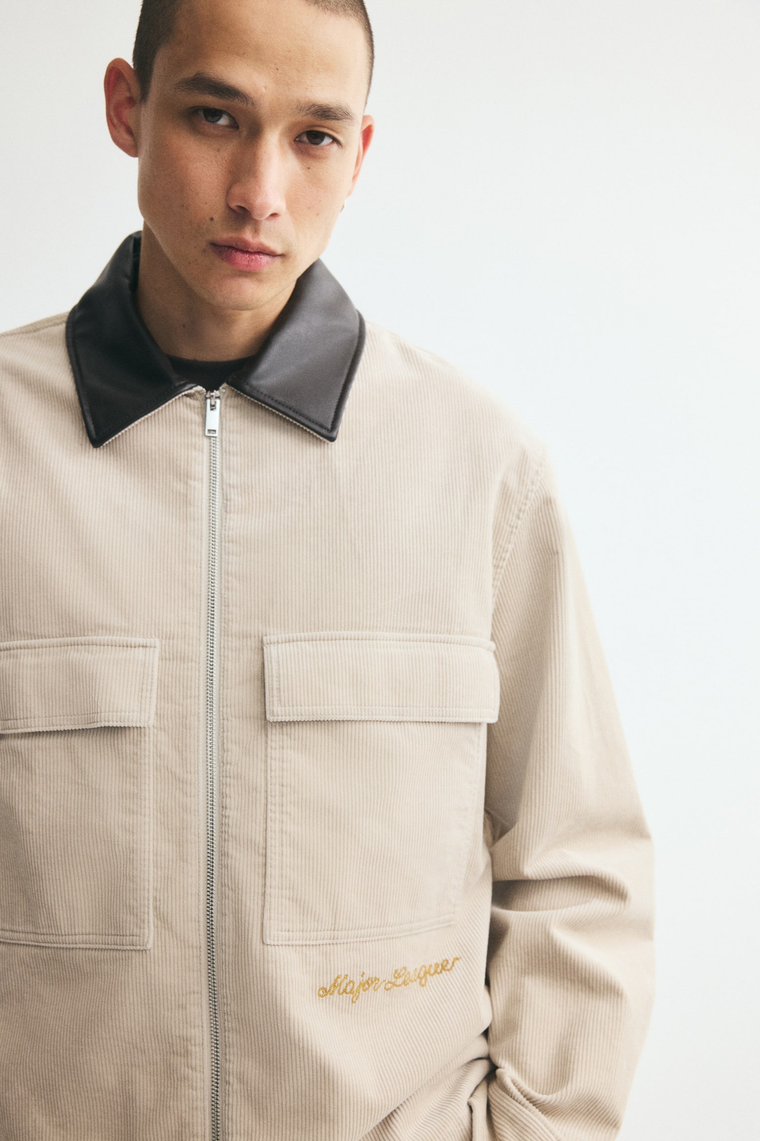 Мужская рубашка H&M Corduroy Workwear Overshirt, цвет: Светлый бежевый — фото 3
