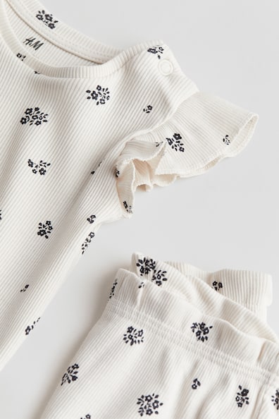 Newborn Baby Clothes | Girls & Boys | H&M CA