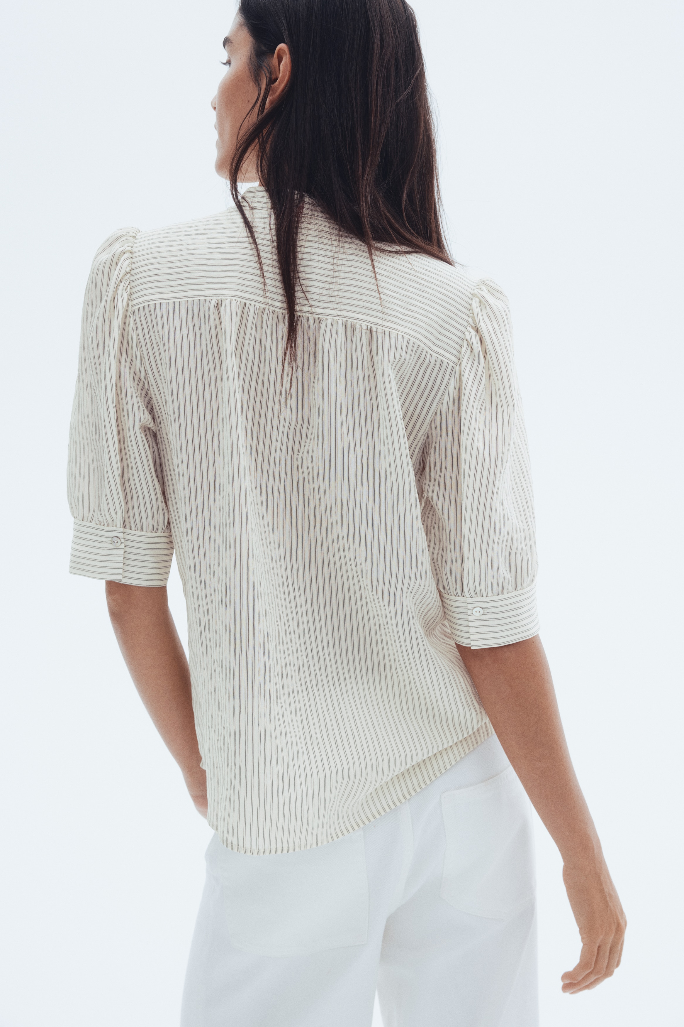 Puff-sleeved blouse