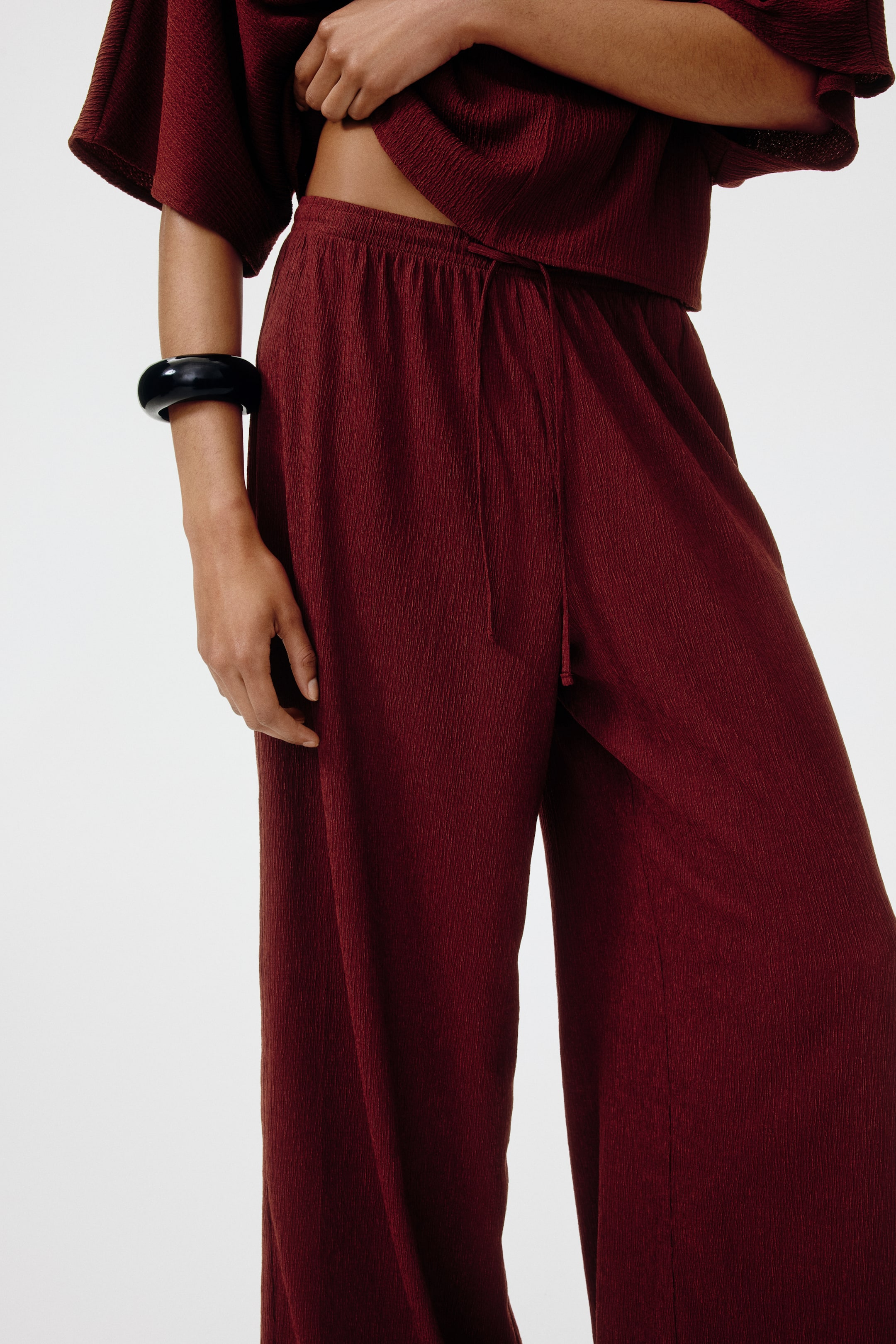 Wide-cut Pull-on Pants