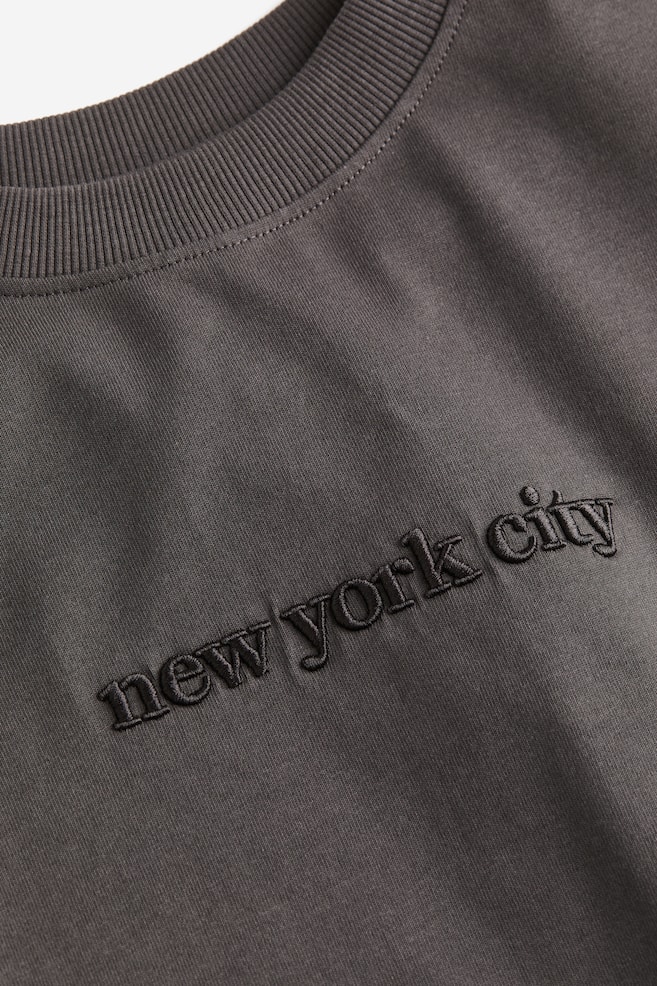 Oversized T-shirt - Mørkegrå/New York City/Beige/Athletica/Mørkegrå/Surf/Mørkeblå/Bel-Air/dc/dc - 4