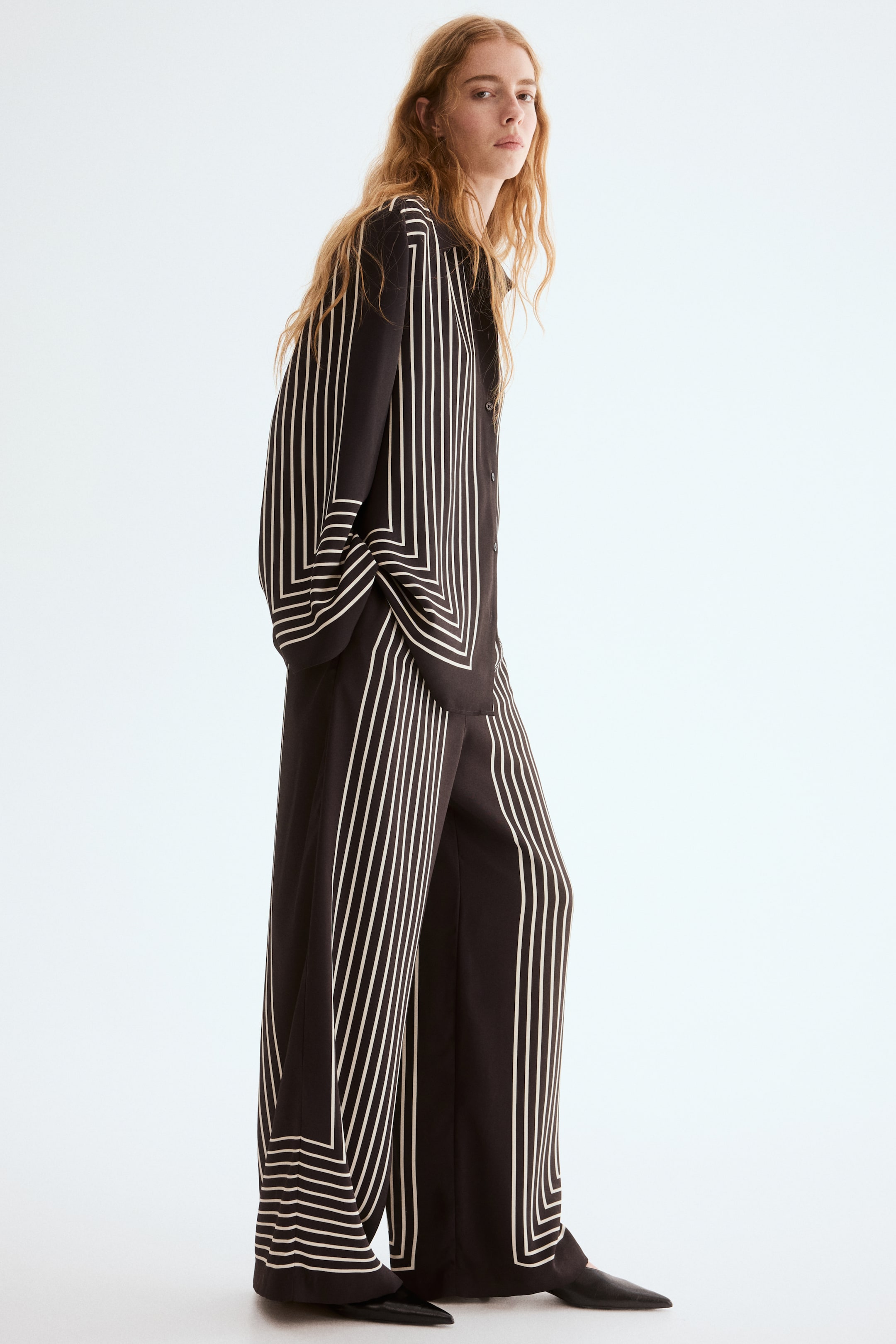 View larger image: Pull-On Pants - Dark brown/striped - Ladies | H&M US 1