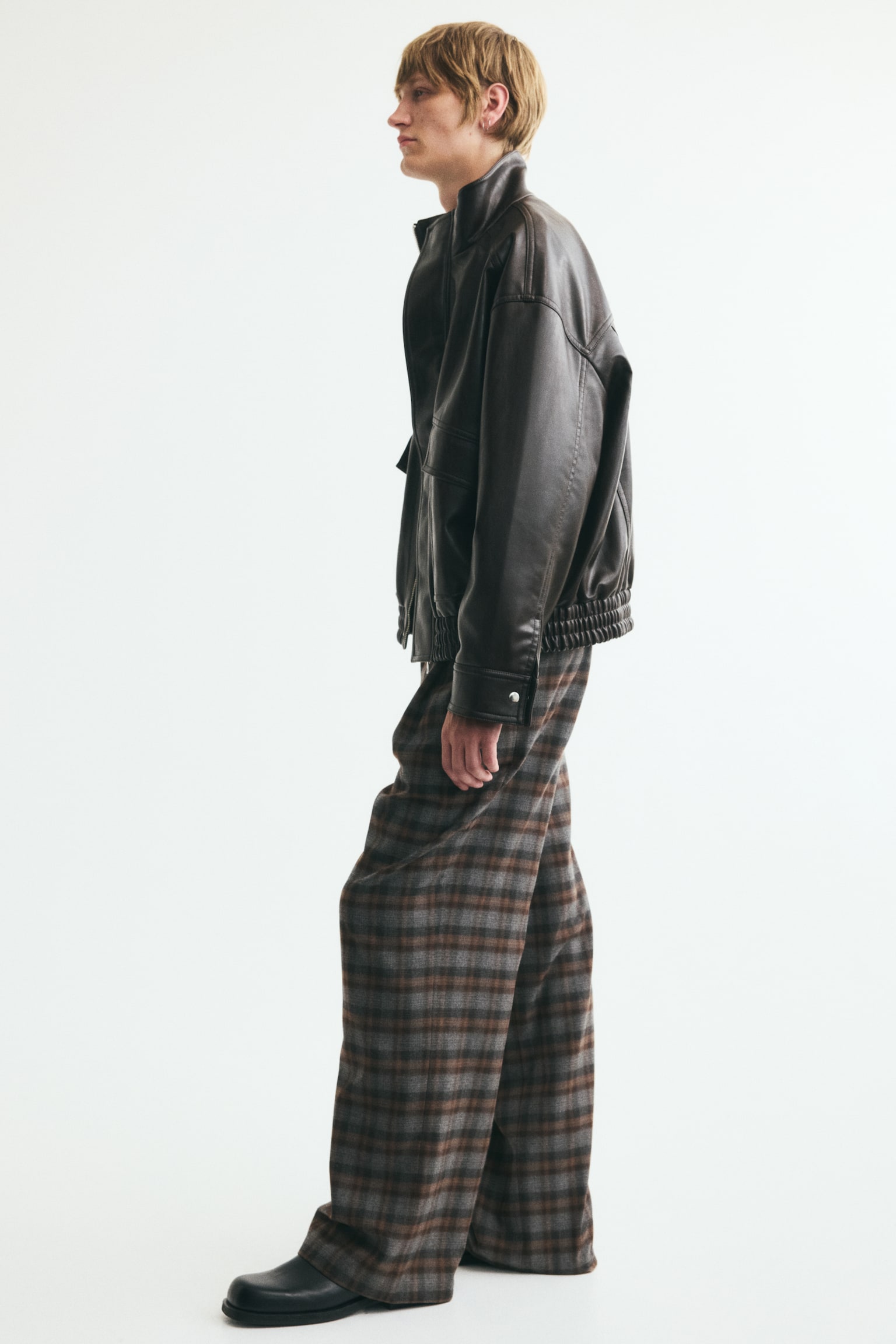 Мужские брюки H&M Oversized Wide-Leg Tailored, цвет: Серый / Клетчатый — фото 6