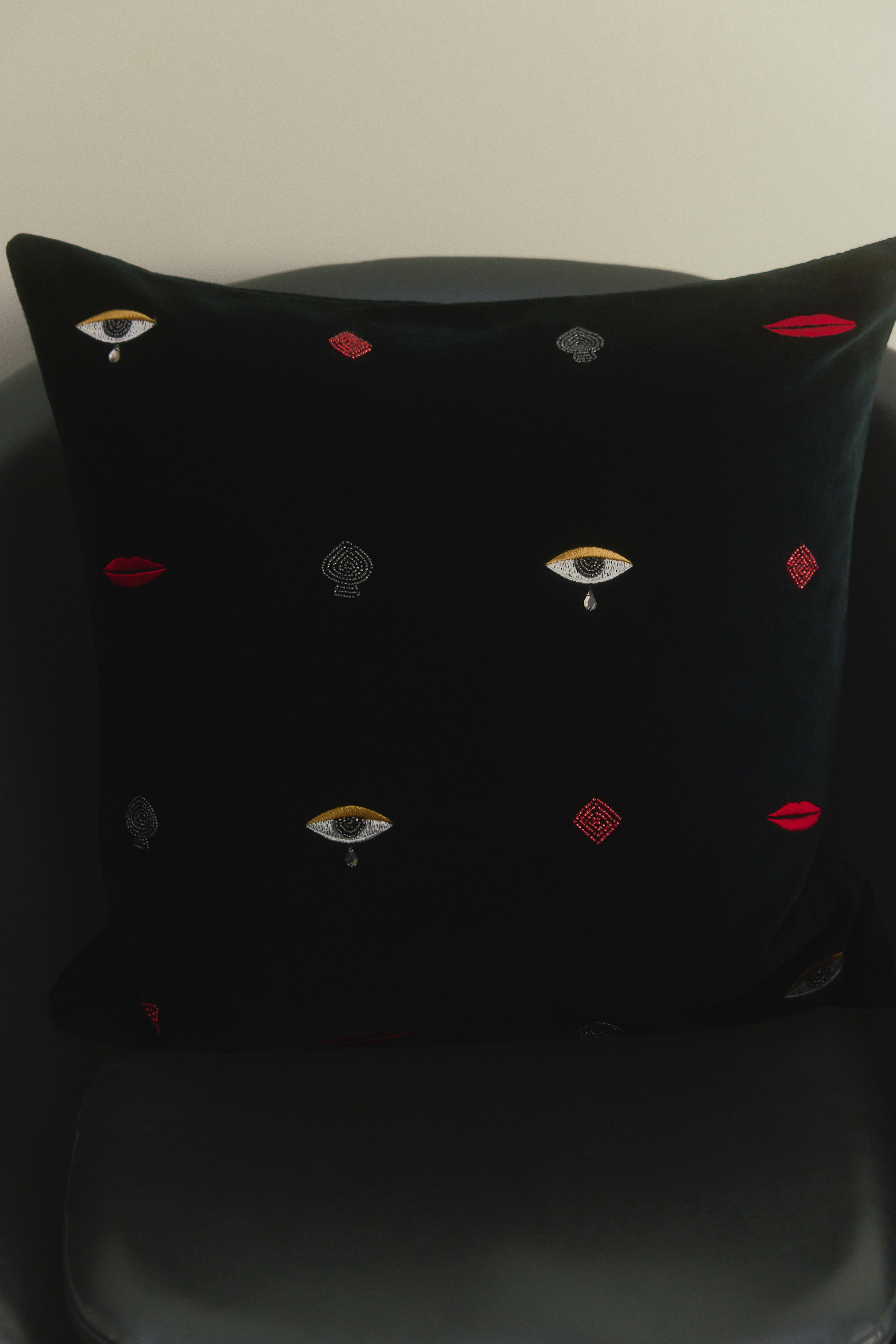 Housse de coussin en velours avec motifs