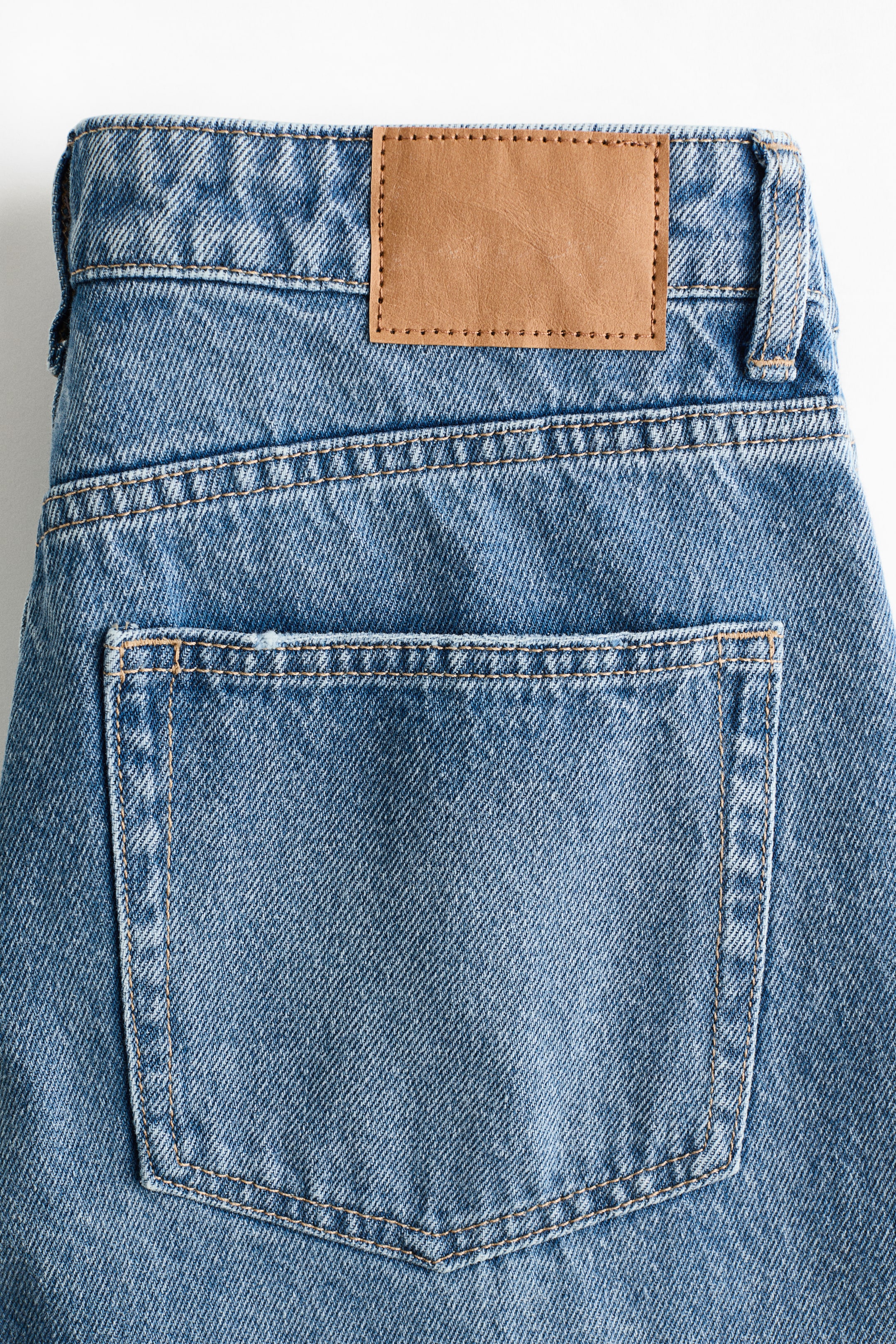 Jean flottant taille classique