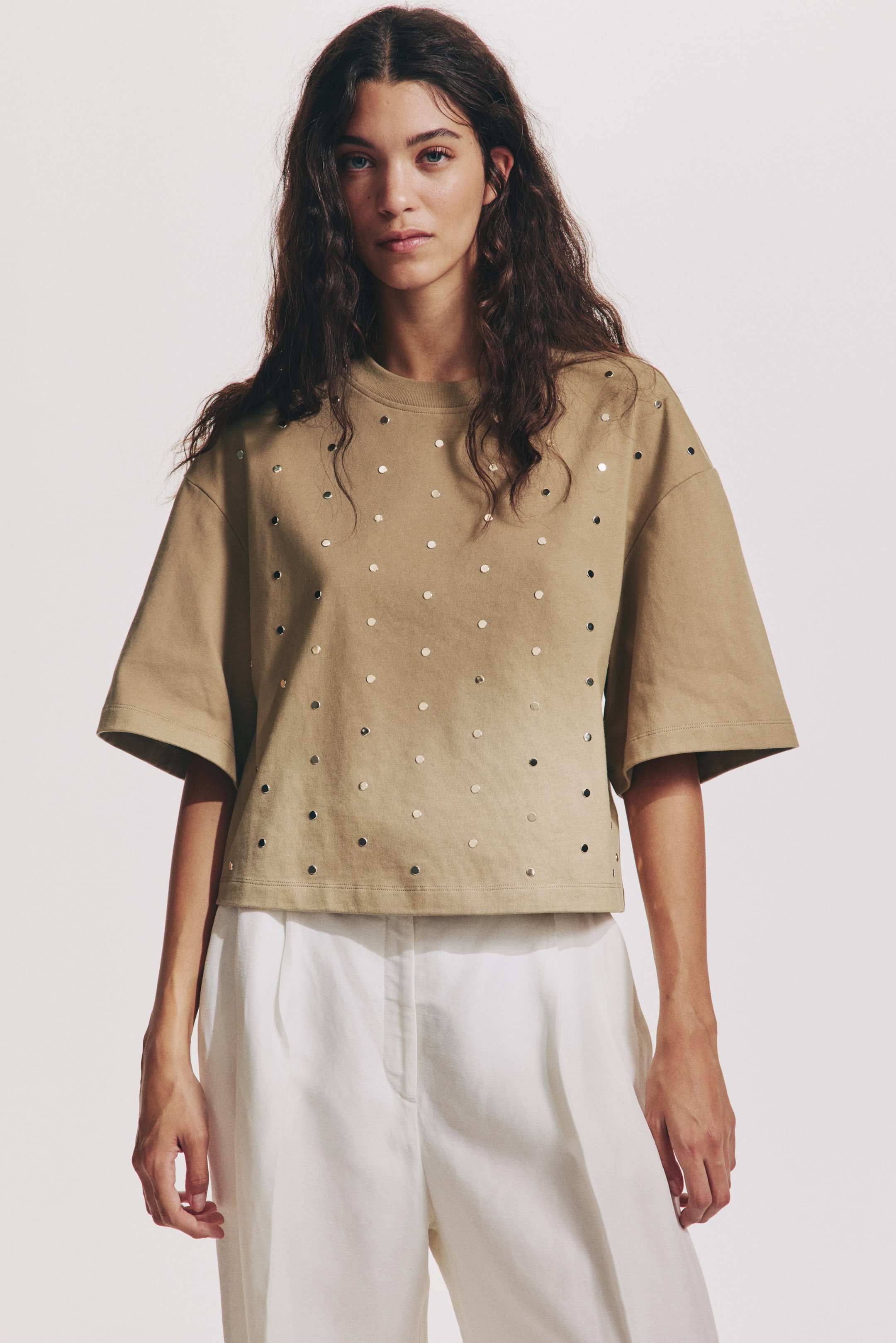 View larger image: Embellished T-shirt - Beige - Ladies | H&M HK 2