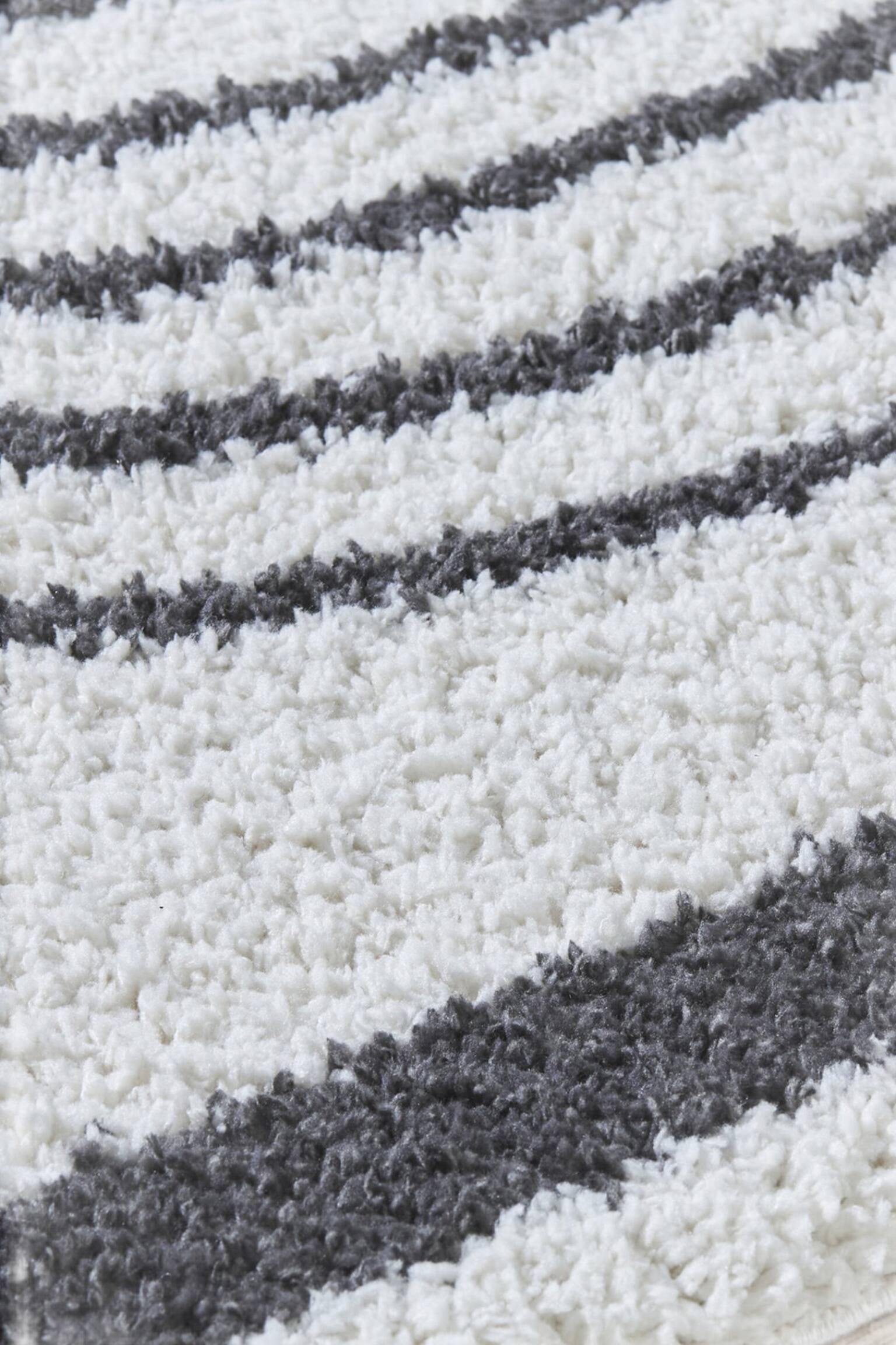 Pihu Modern Shaggy Area Rug - Ivory, Black - 6