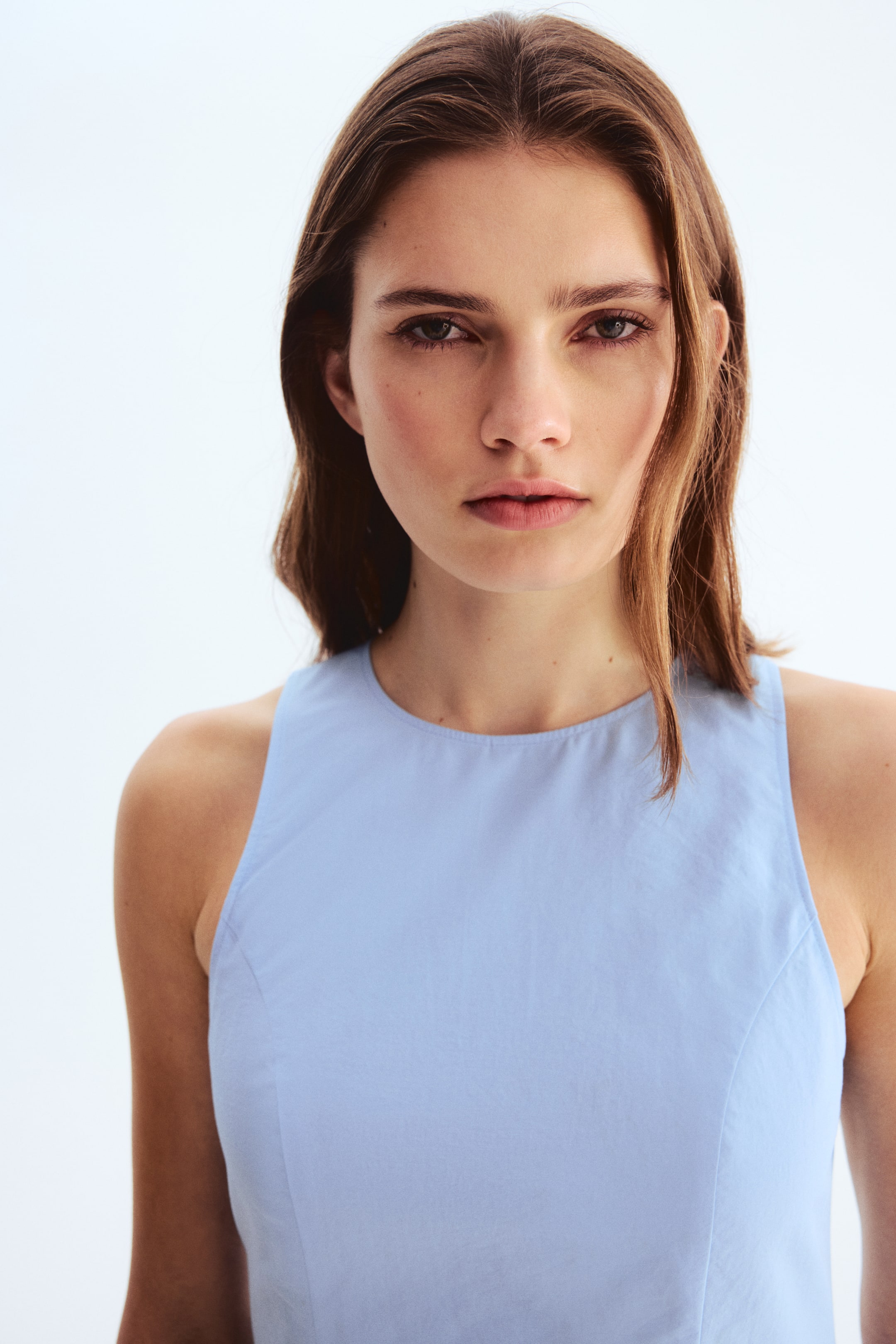 watch devil in a blue dress on Hulu – Stream of The Day – IndieWire Shoe Size (US):11.5 Web Collection: Signature Staples Promo Slate Archive Architectural Asymmetric
