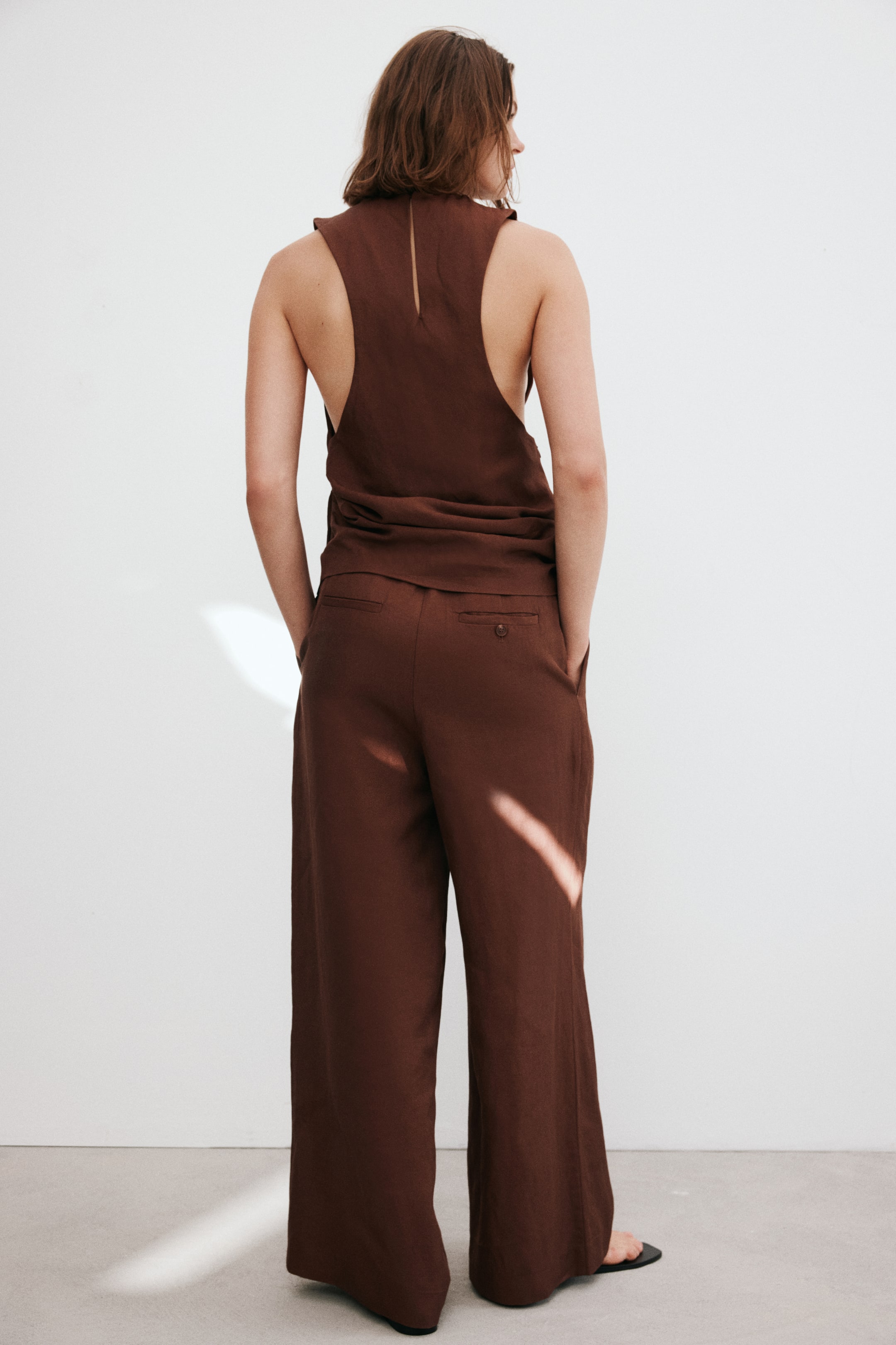 Wide-Leg Linen-Blend Pants