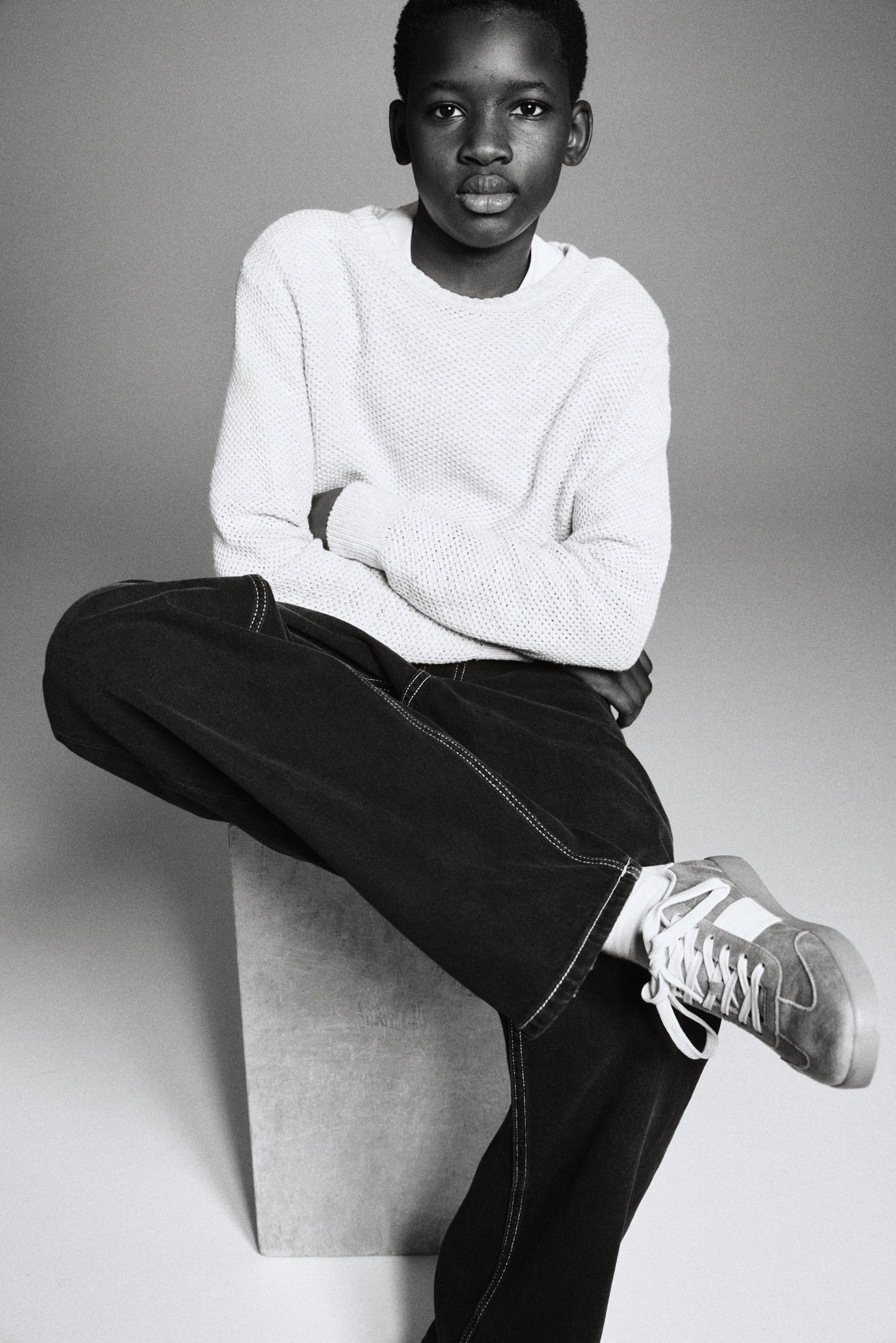 View larger image: Loose Fit Carpenter Jeans - Denim black - Kids | H&M IE 3