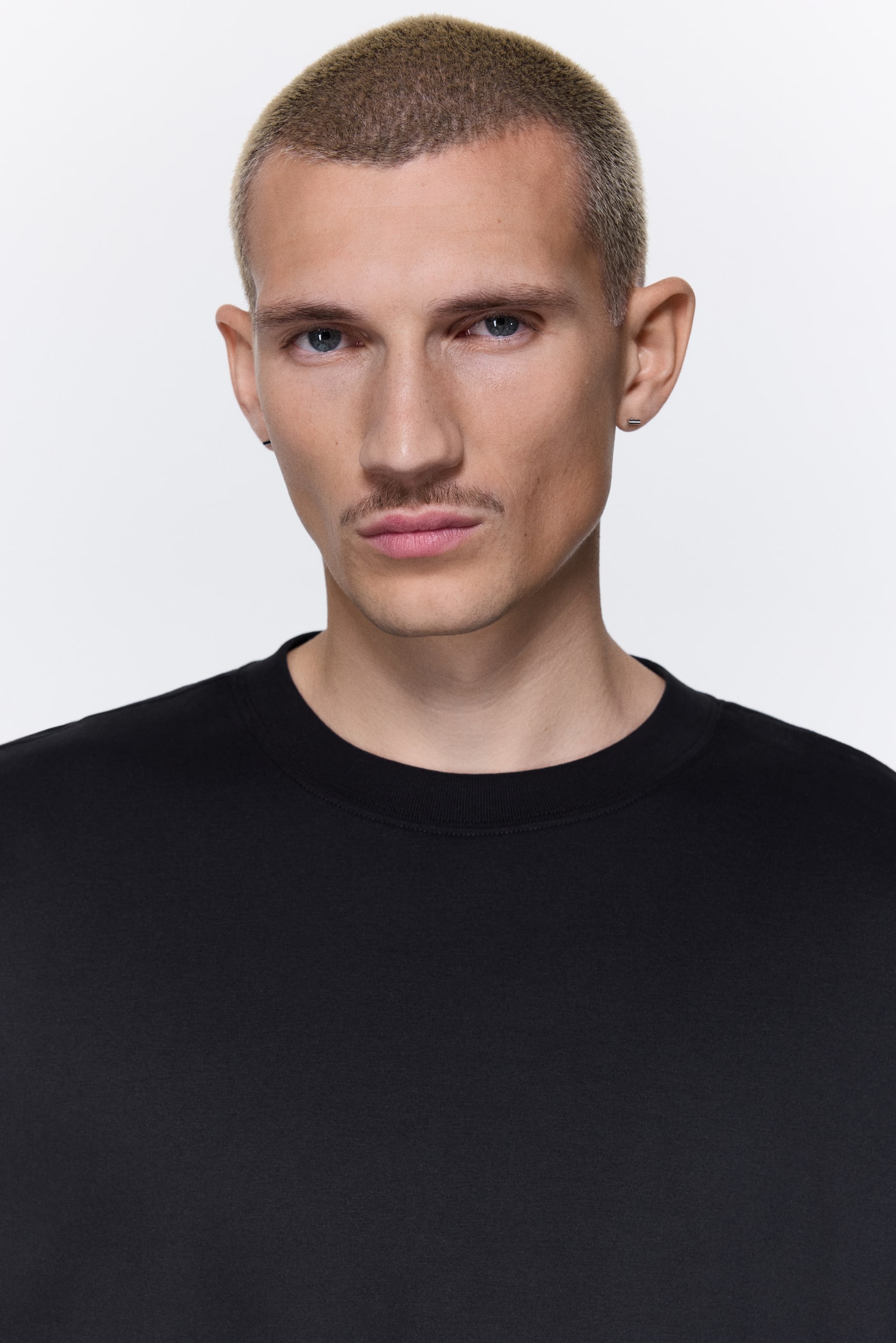 Oversized-Fit T-Shirt - Black/Gray/White/Dark beige - 4