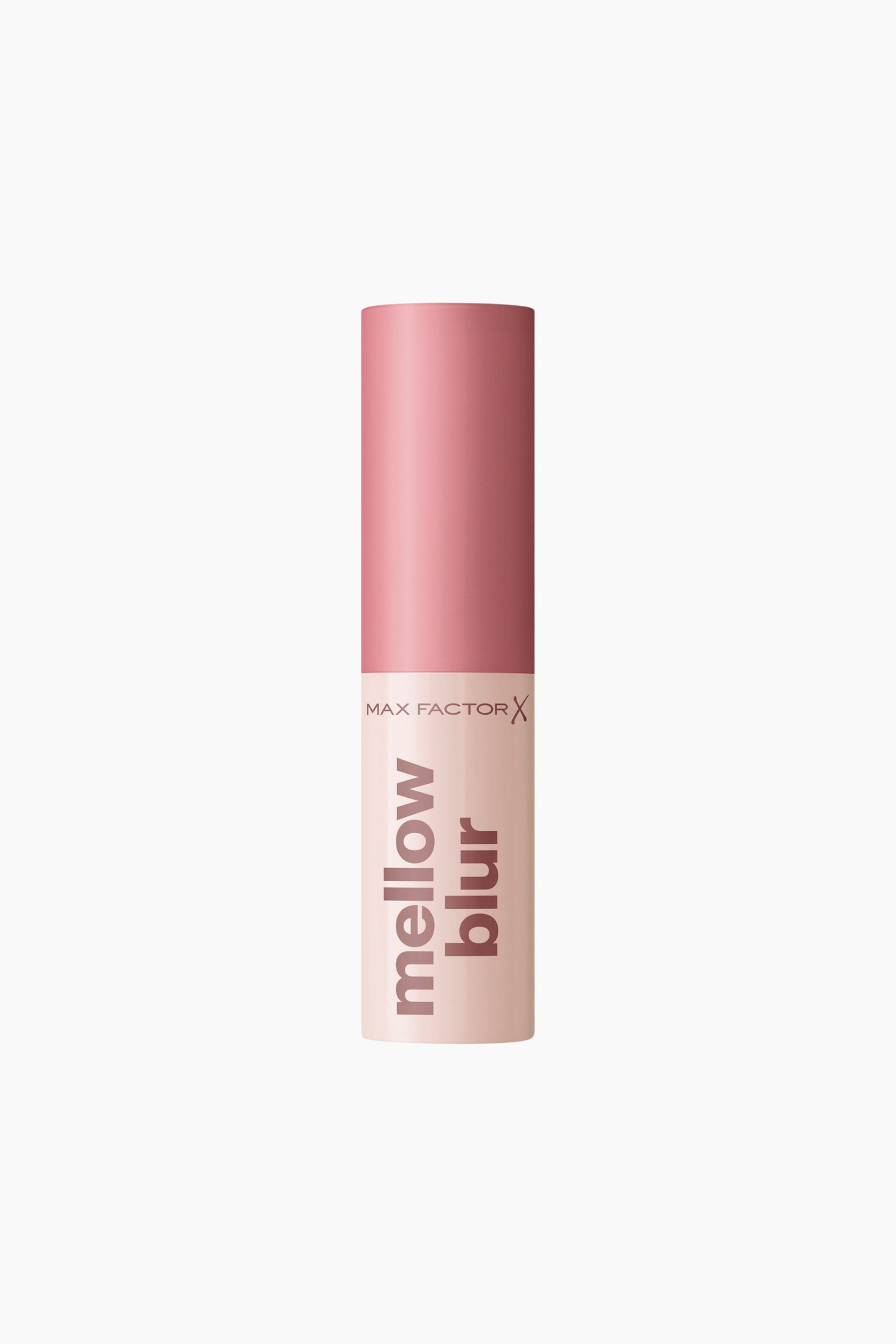 Visa större bild: Mellow Blur Lipstick står upprätt och visar upp en cylindrisk hylsa med ett matt, dammrosa lock och en ljusbeige bas. På basen syns logotypen "MAX FACTOR X" högst upp, samt orden "mellow blur" i gemener, tryckta vertikalt i en matchande mörkrosa font.