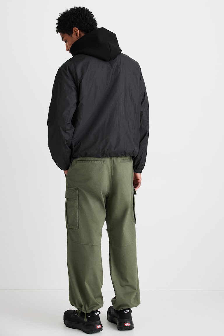 Relaxed Fit Cargo Pants