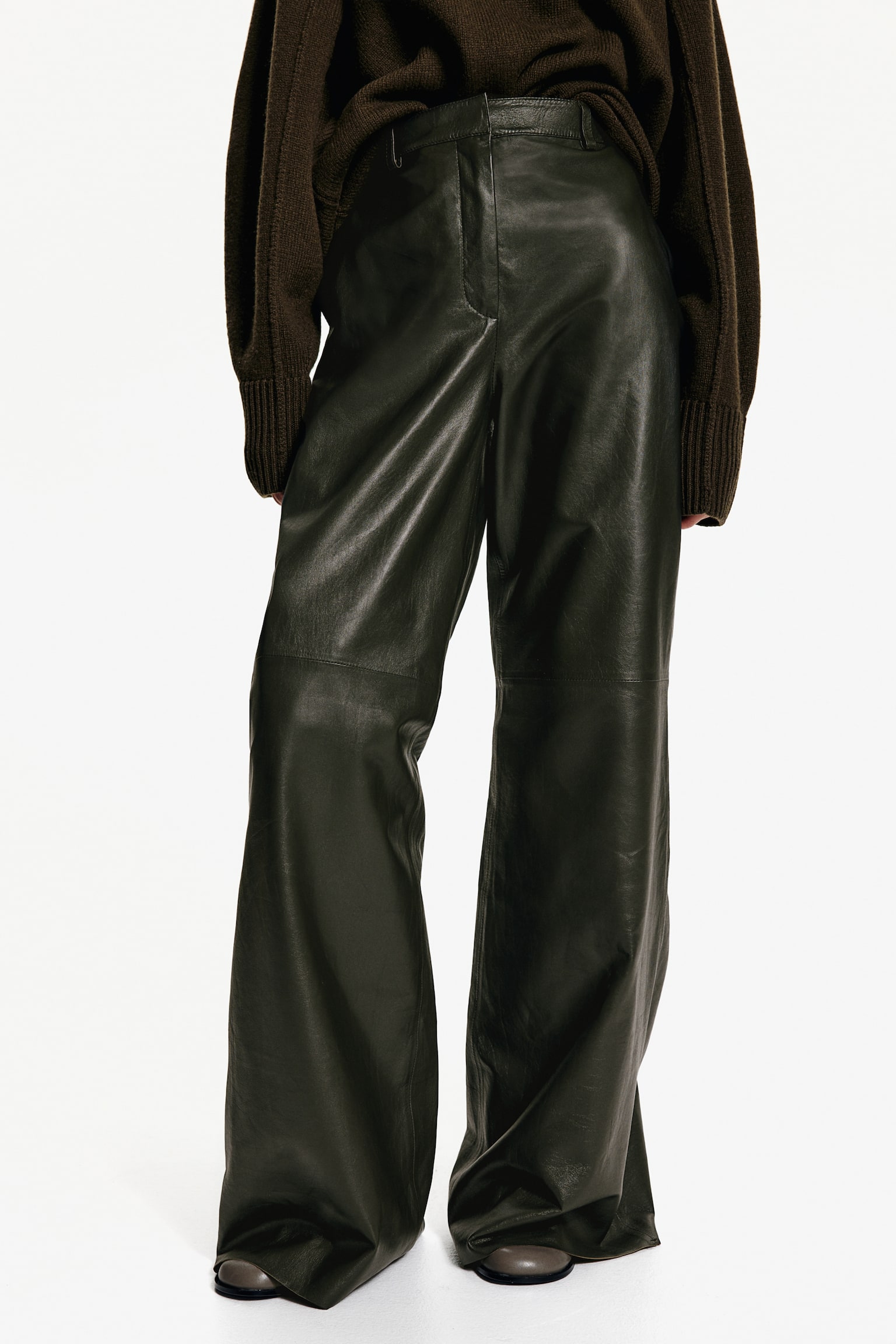 Straight leather trousers - Dark khaki green/Black - 7