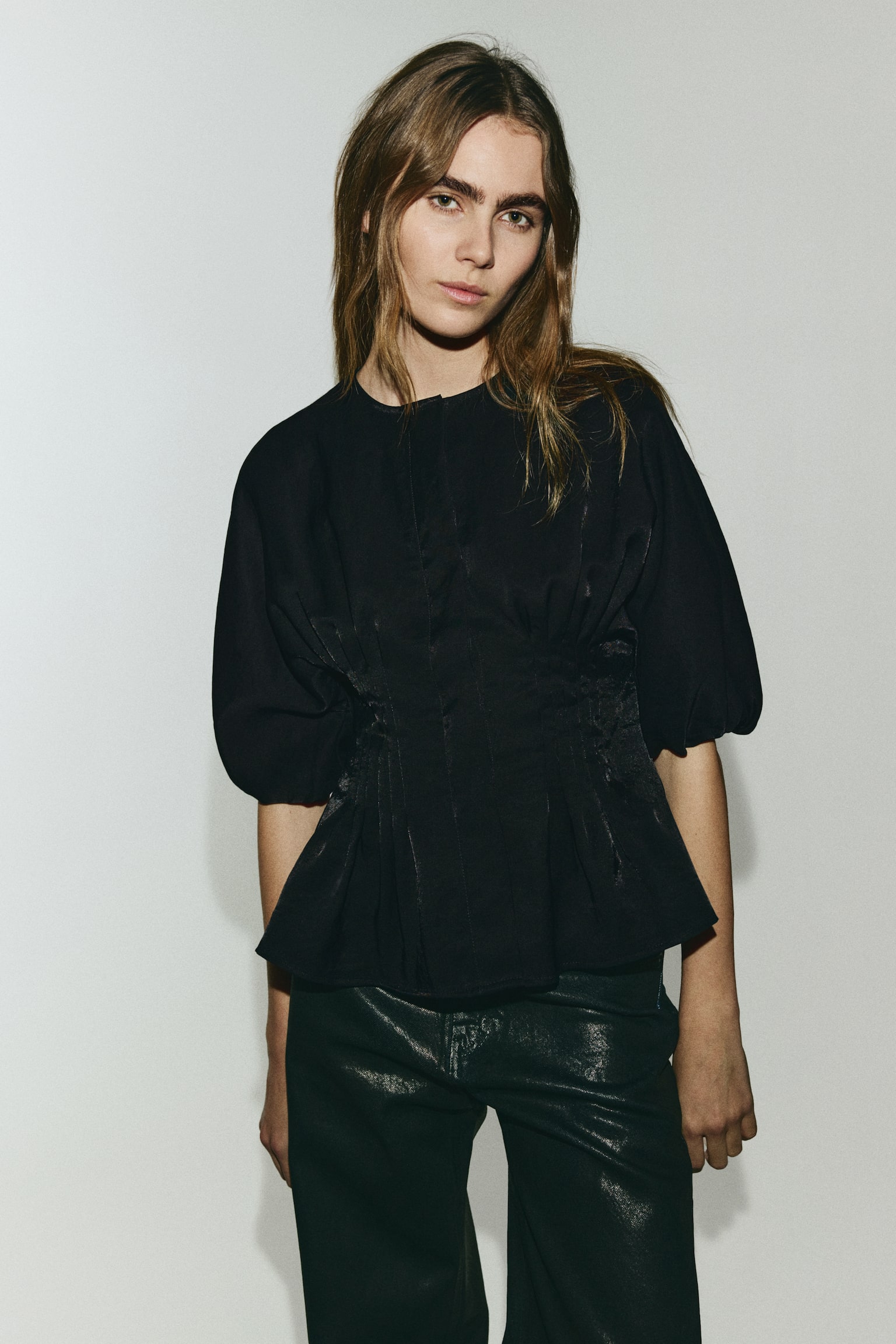 Waisted blouse - Black/Light beige - 2