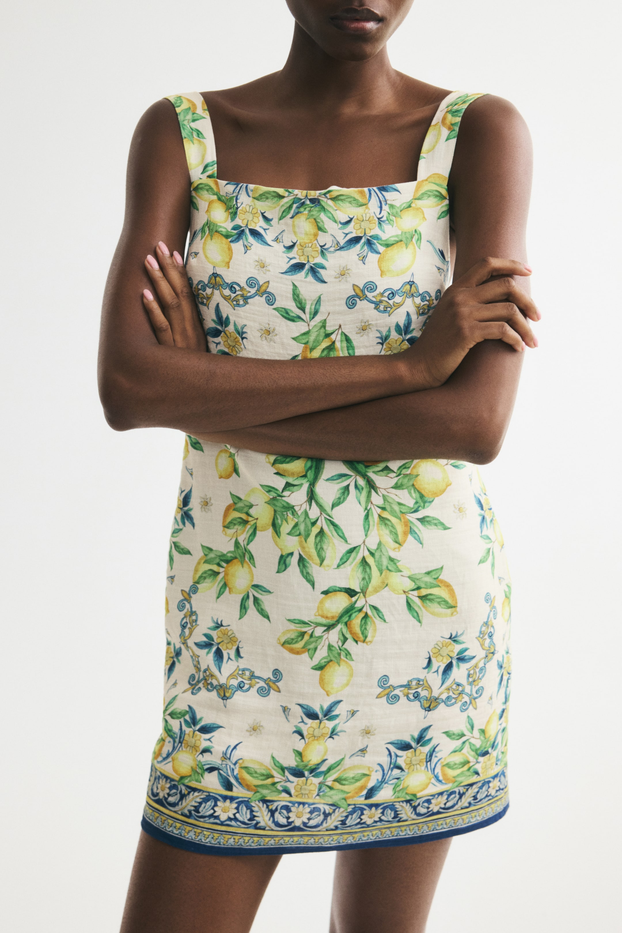 Женские платья H&M Sleeveless Open-Back Dress — фото 4