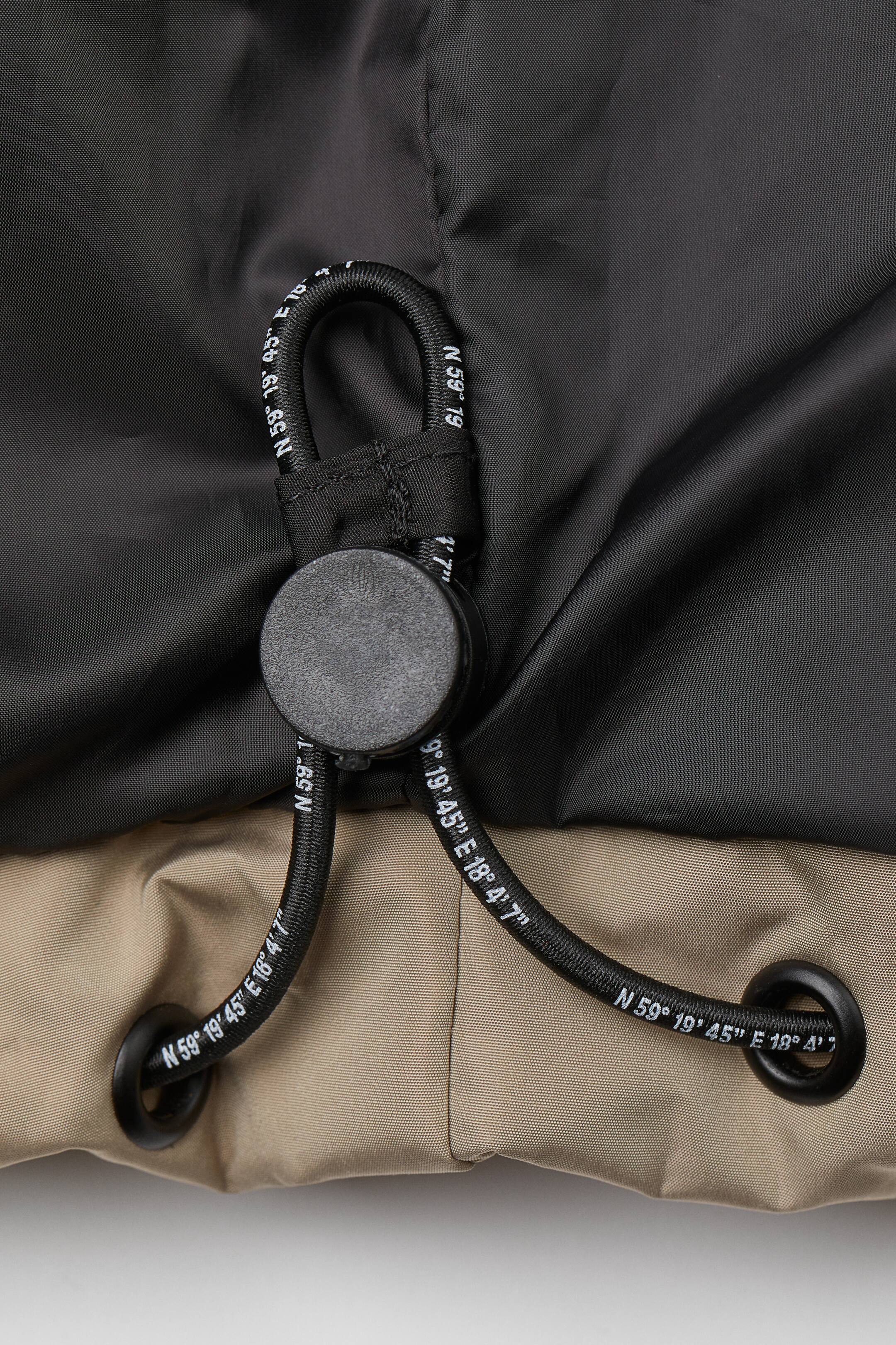 Ampliar la imagen: Impermeable - Negro/Beige - Men | H&M MX 2