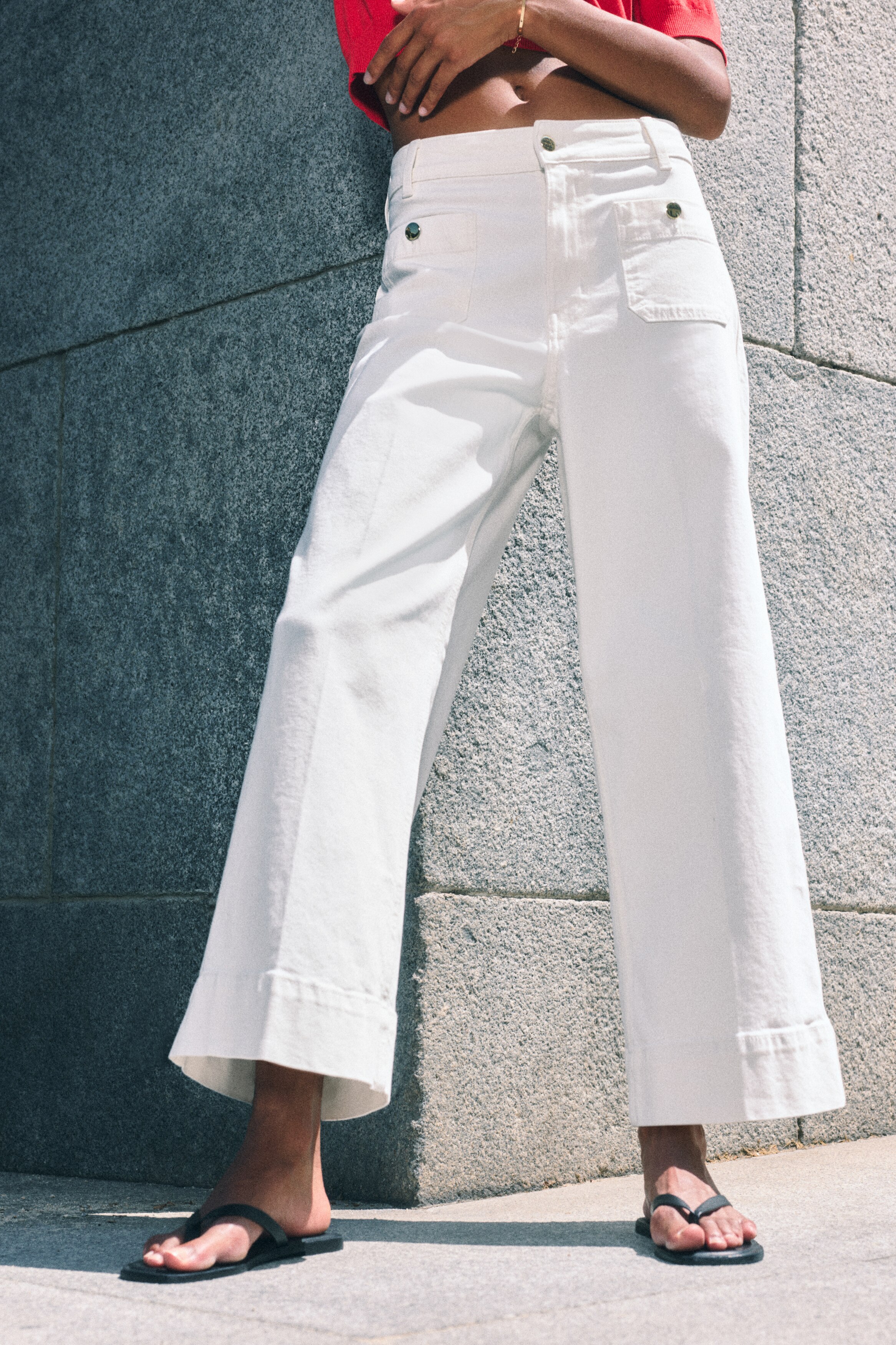 Wide High Ankle Jeans