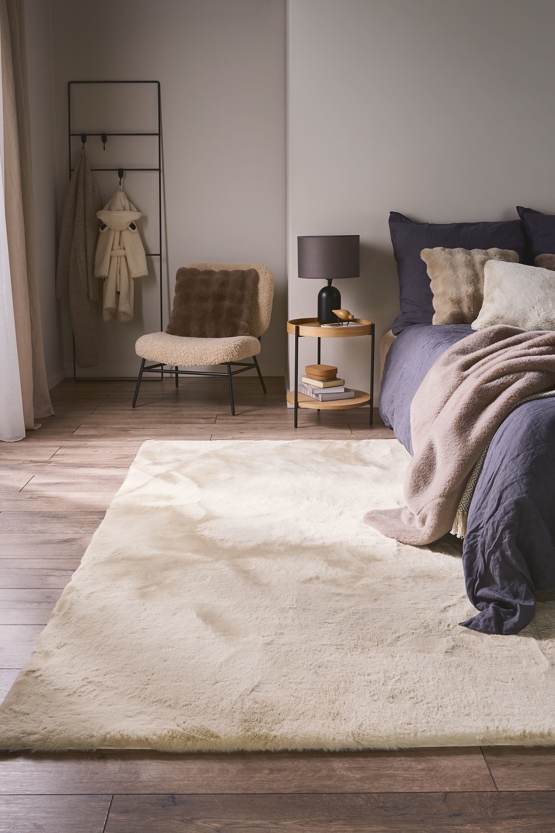 Tapete De Pele Dave - Creme