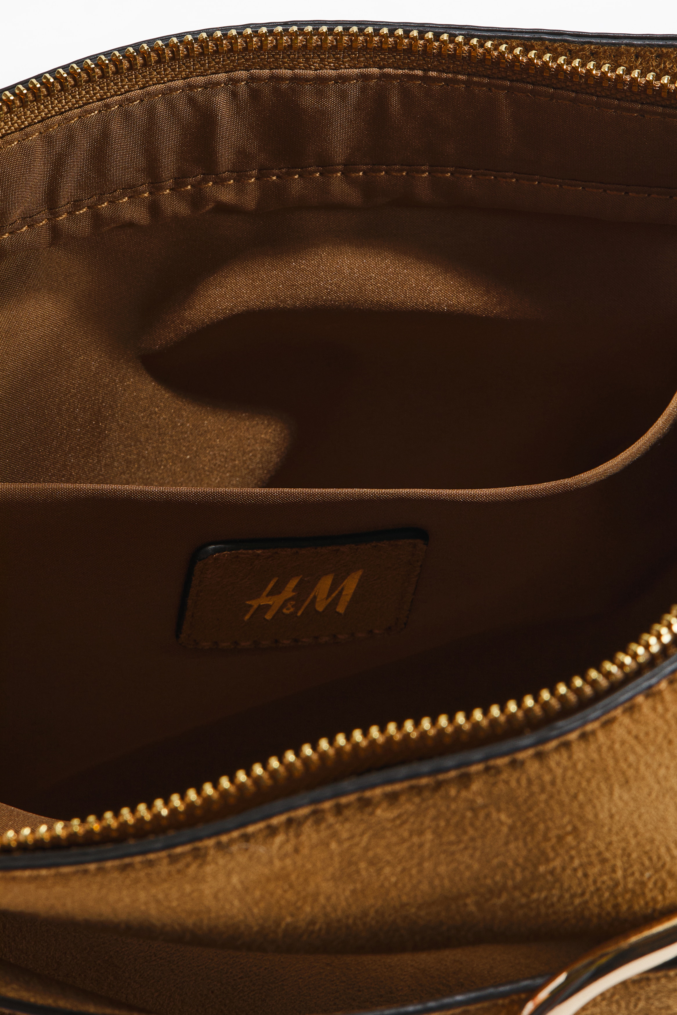 Strap-detail shoulder bag