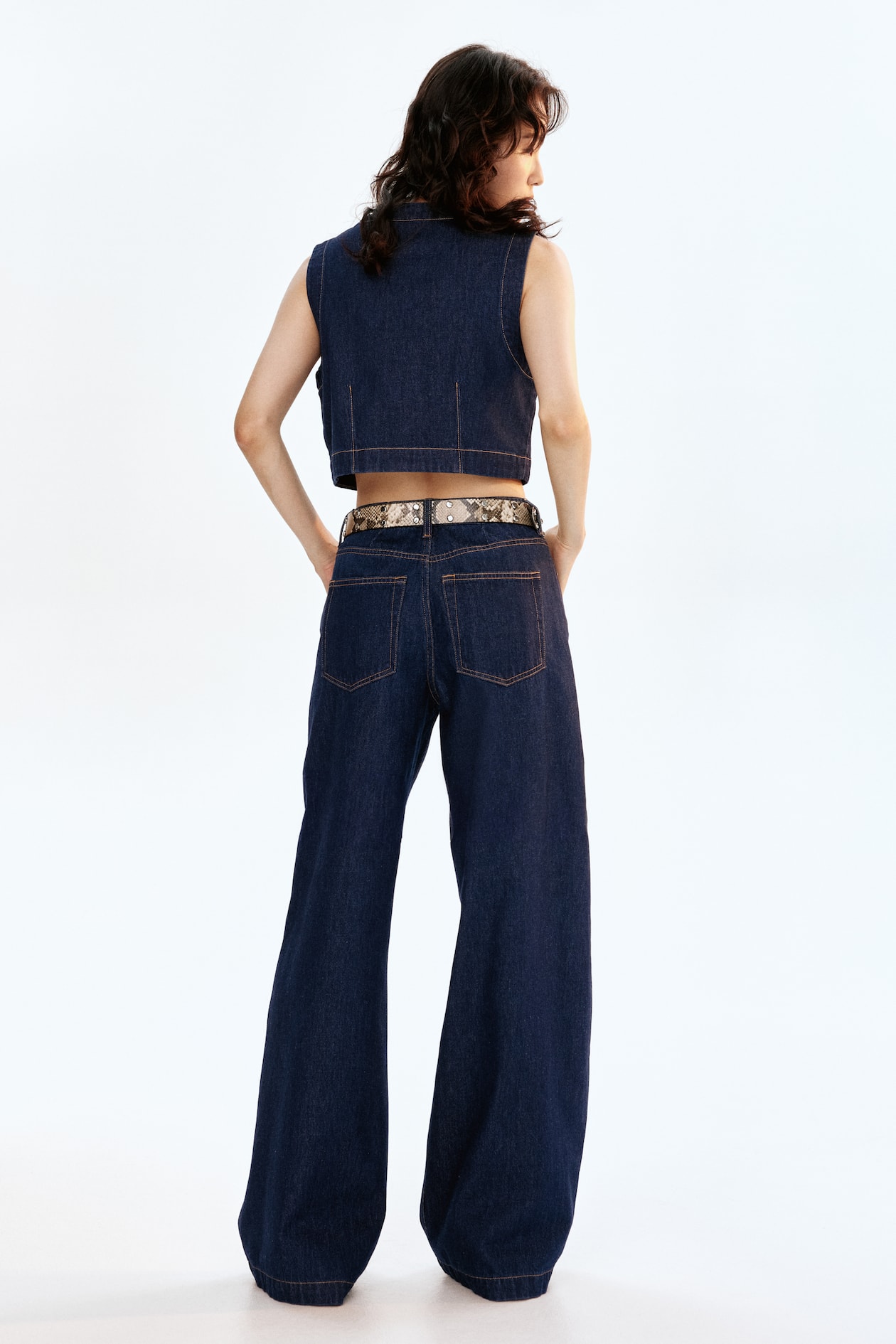 Wide High Jeans - image 4
