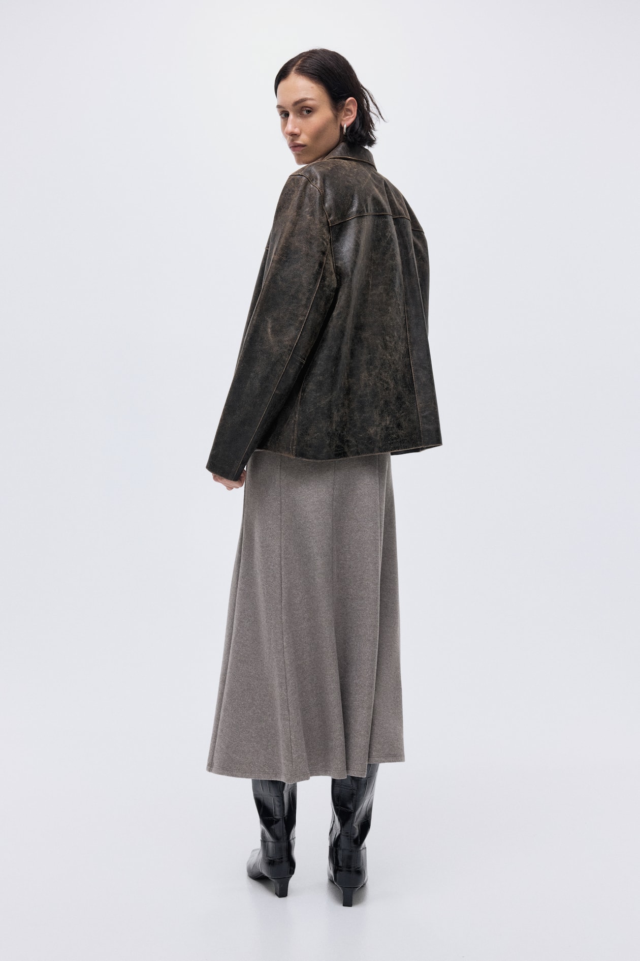 Fine-Knit Midi Skirt - image 2