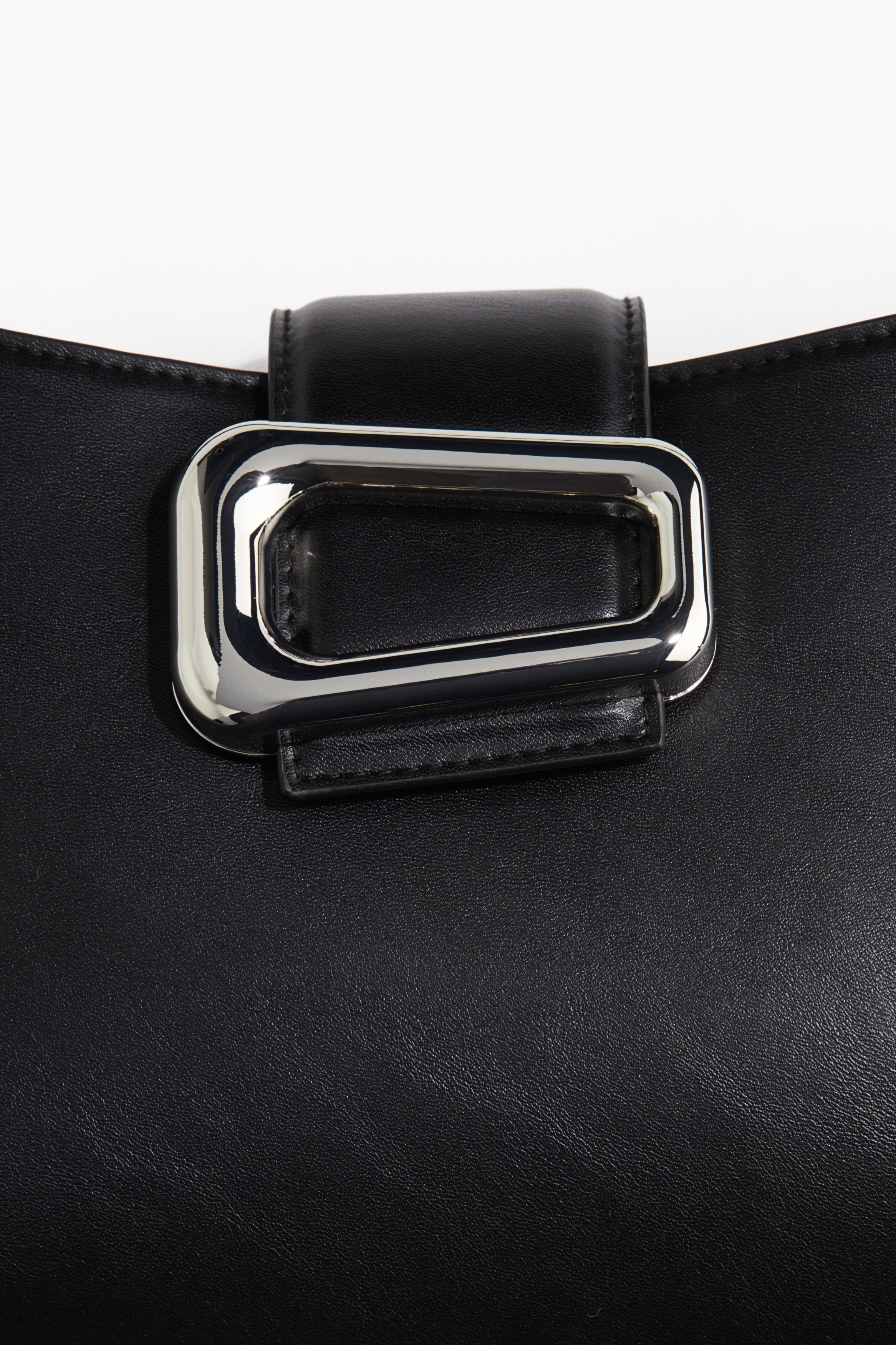 Buckle-detail shoulder bag