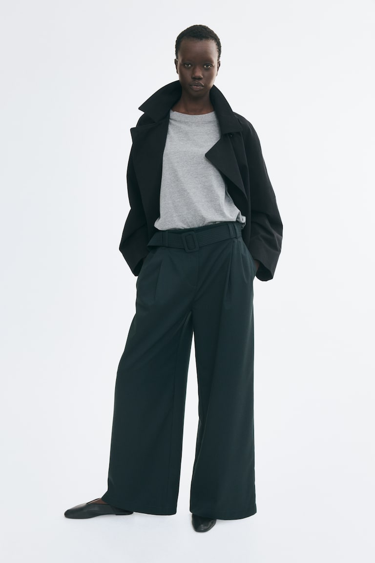 Pantalone elegantnog kroja s kaišem