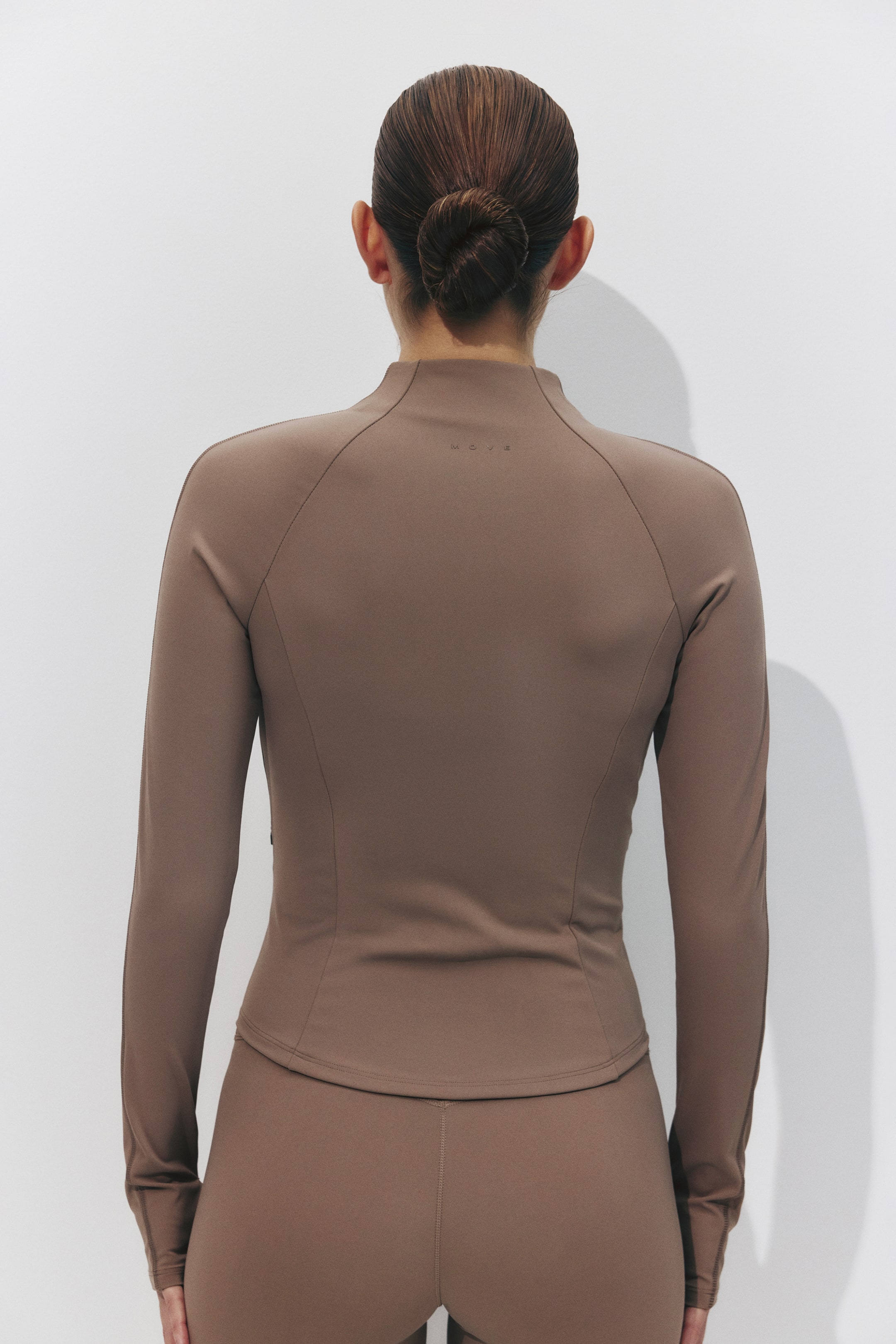 View larger image: Sports jacket with SculptMove™ - Beige - Ladies | H&M IN 7