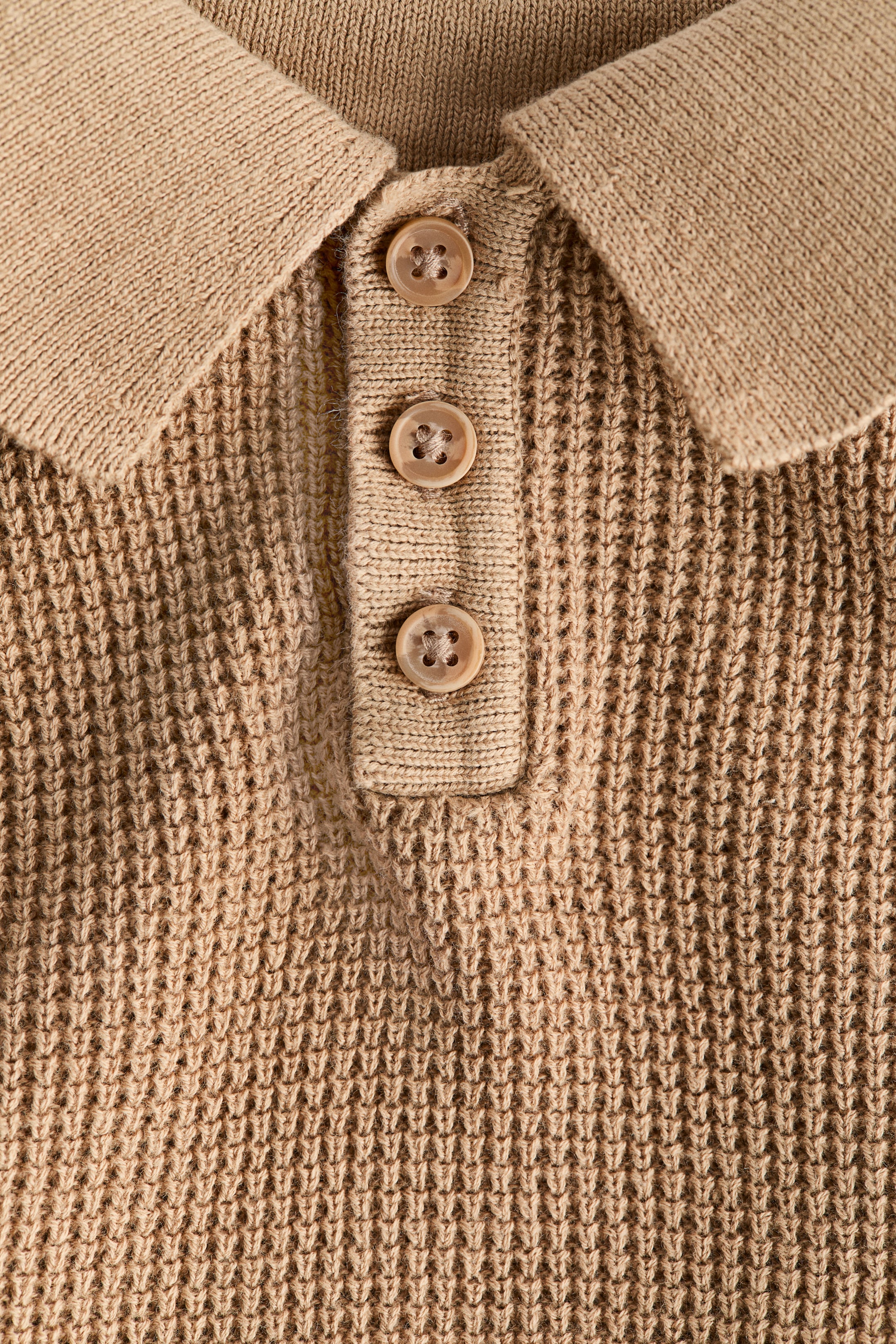 Visualizza immagine più grande: Polo in maglia sottile - Beige scuro - BAMBINO | H&M IT 2