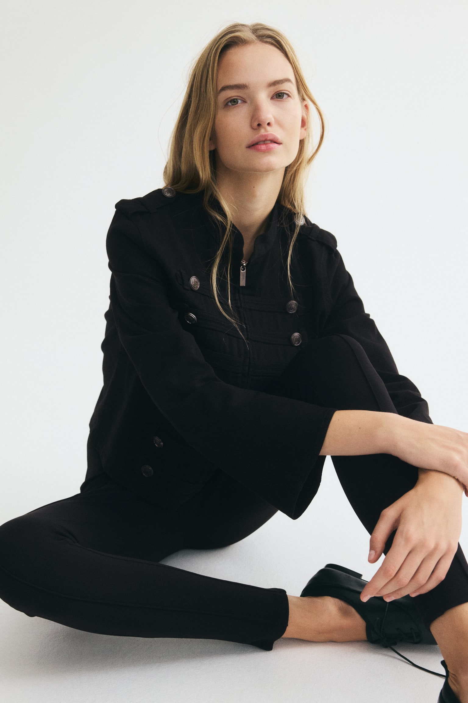 Женские леггинсы H&M Crease-Front, цвет: Чёрный — фото 4