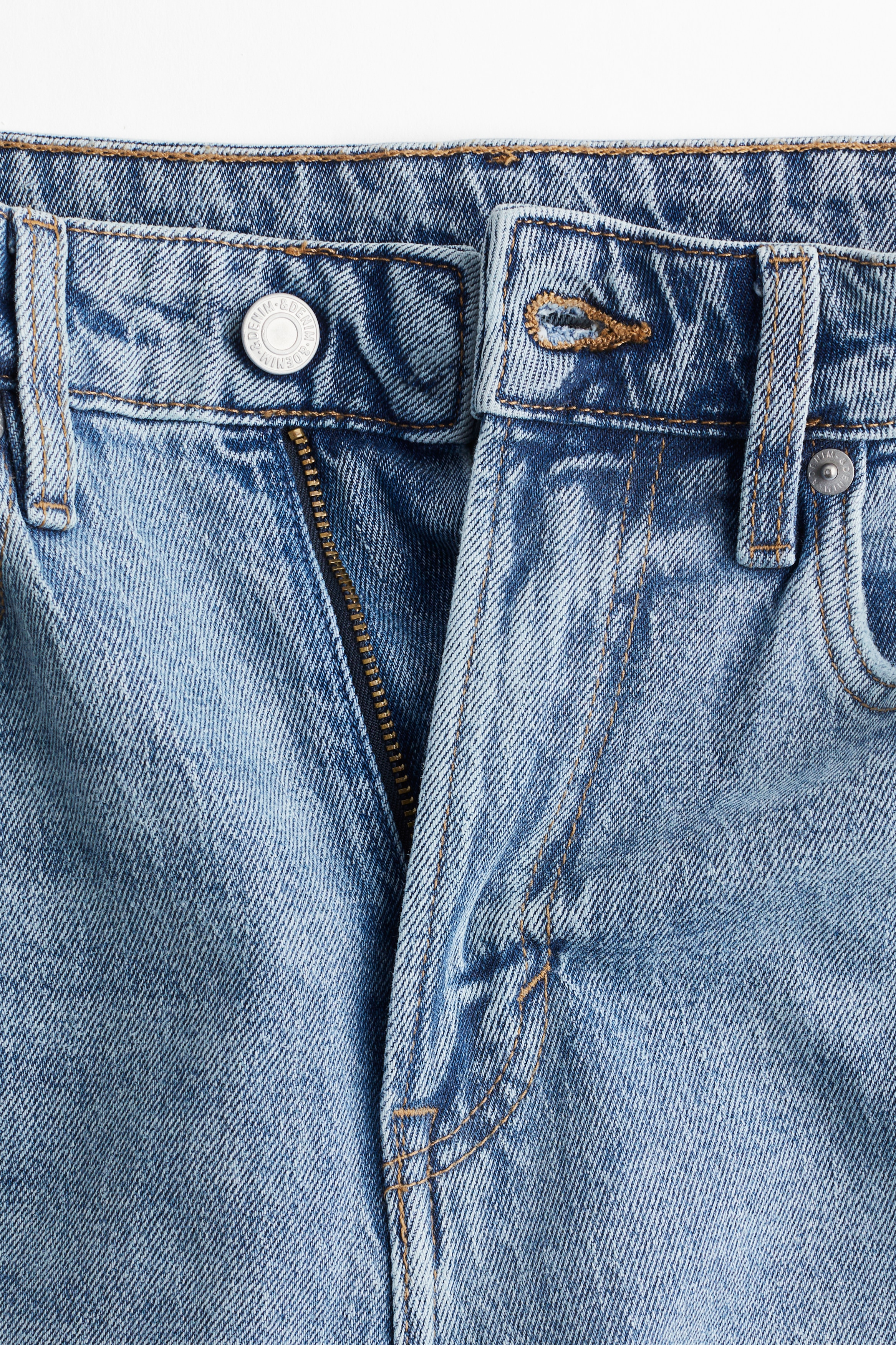 Curvy Fit Slim Straight High Ankle Jeans