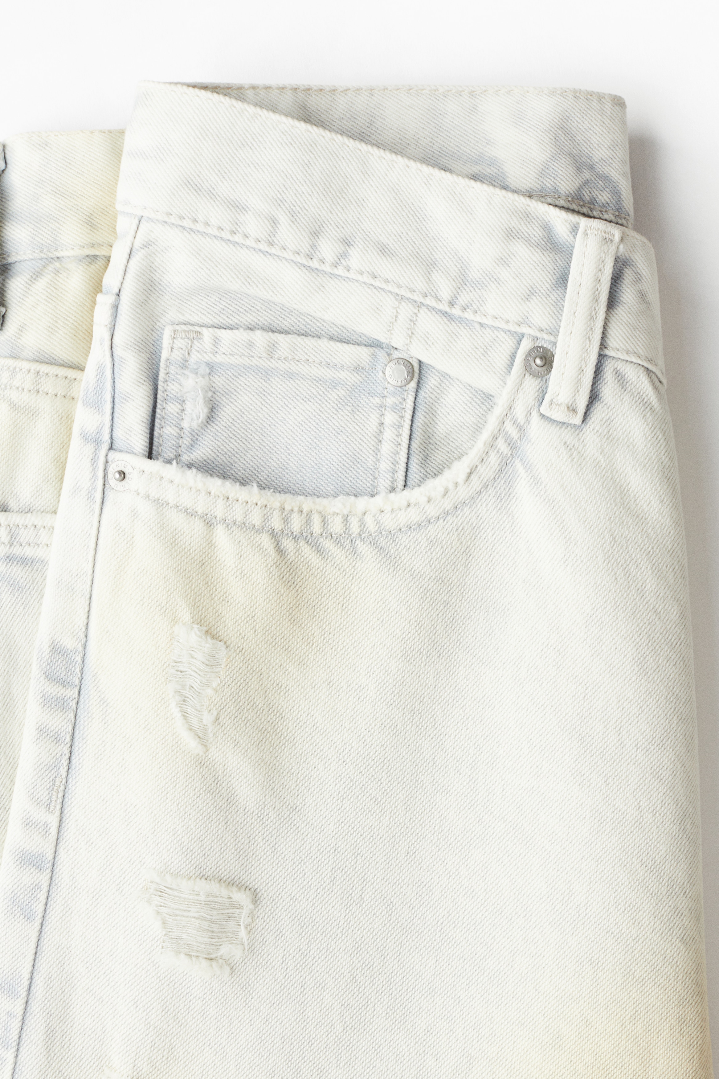 Loose Fit Jeans