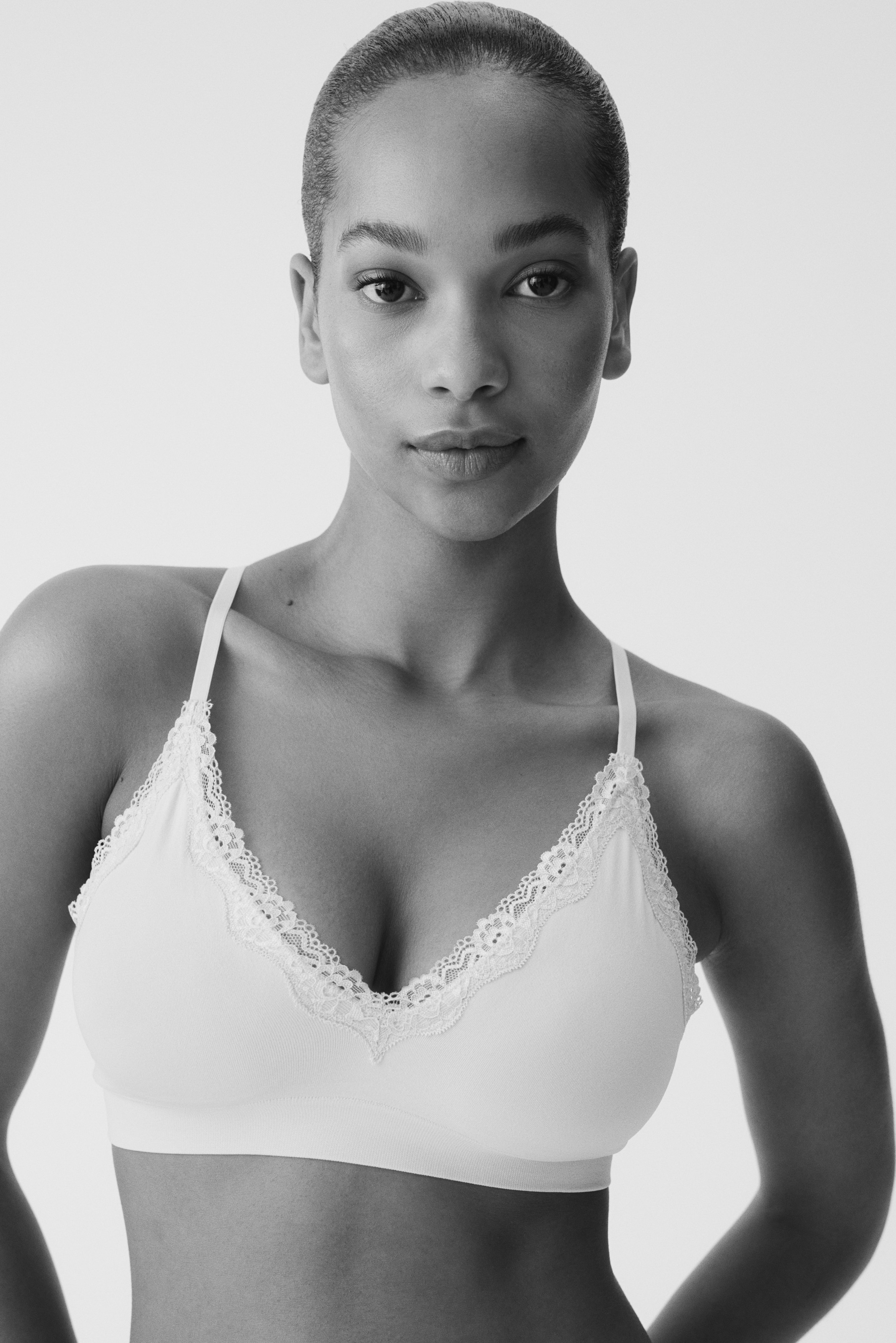 Seamless Padded Soft Bra - Pale beige/Light pink/Black/Light blue/White/Light khaki green/Grey marle/Dusty blue