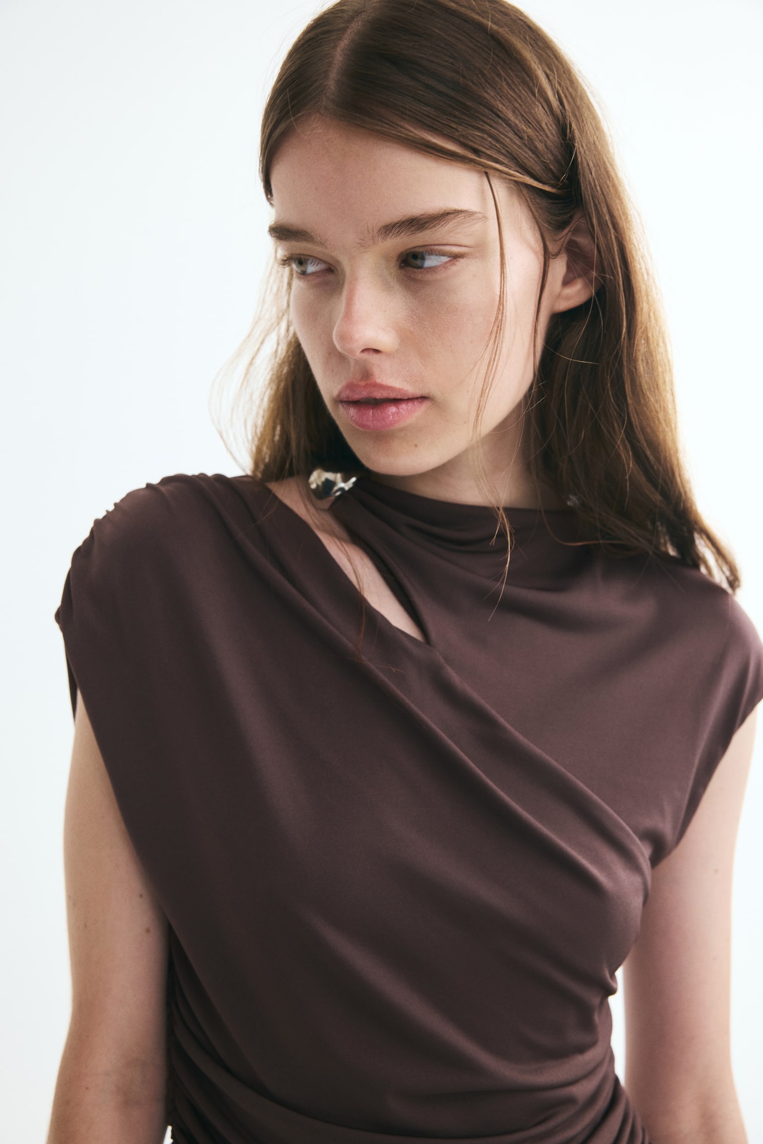 Женское платье H&M Draped Cutout, цвет: Тёмный коричневый — фото 3