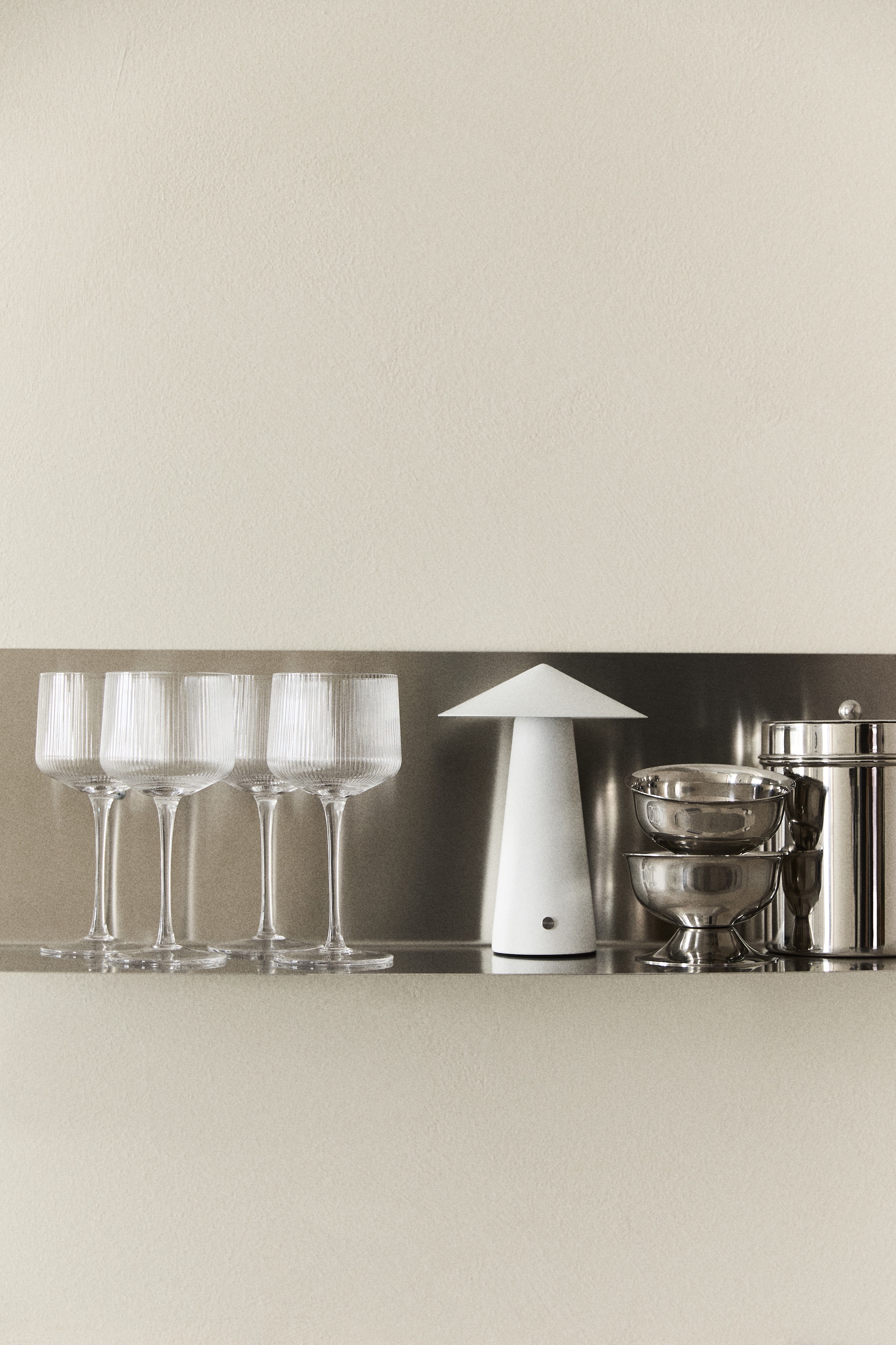 Pack de 4 copos de vinho com efeito estriado - Vidro incolor