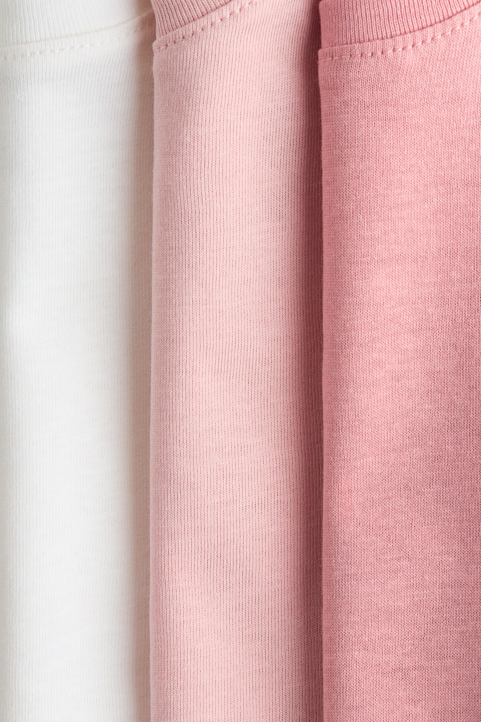 3-pack T-shirts - Light pink/White/Pink/Hearts/Light beige/Leopard print/Light purple/Light pink - 2