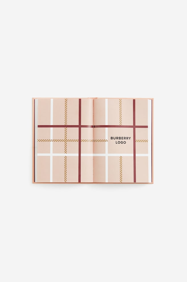 Little Book of Burberry - Pudderrosa - 3